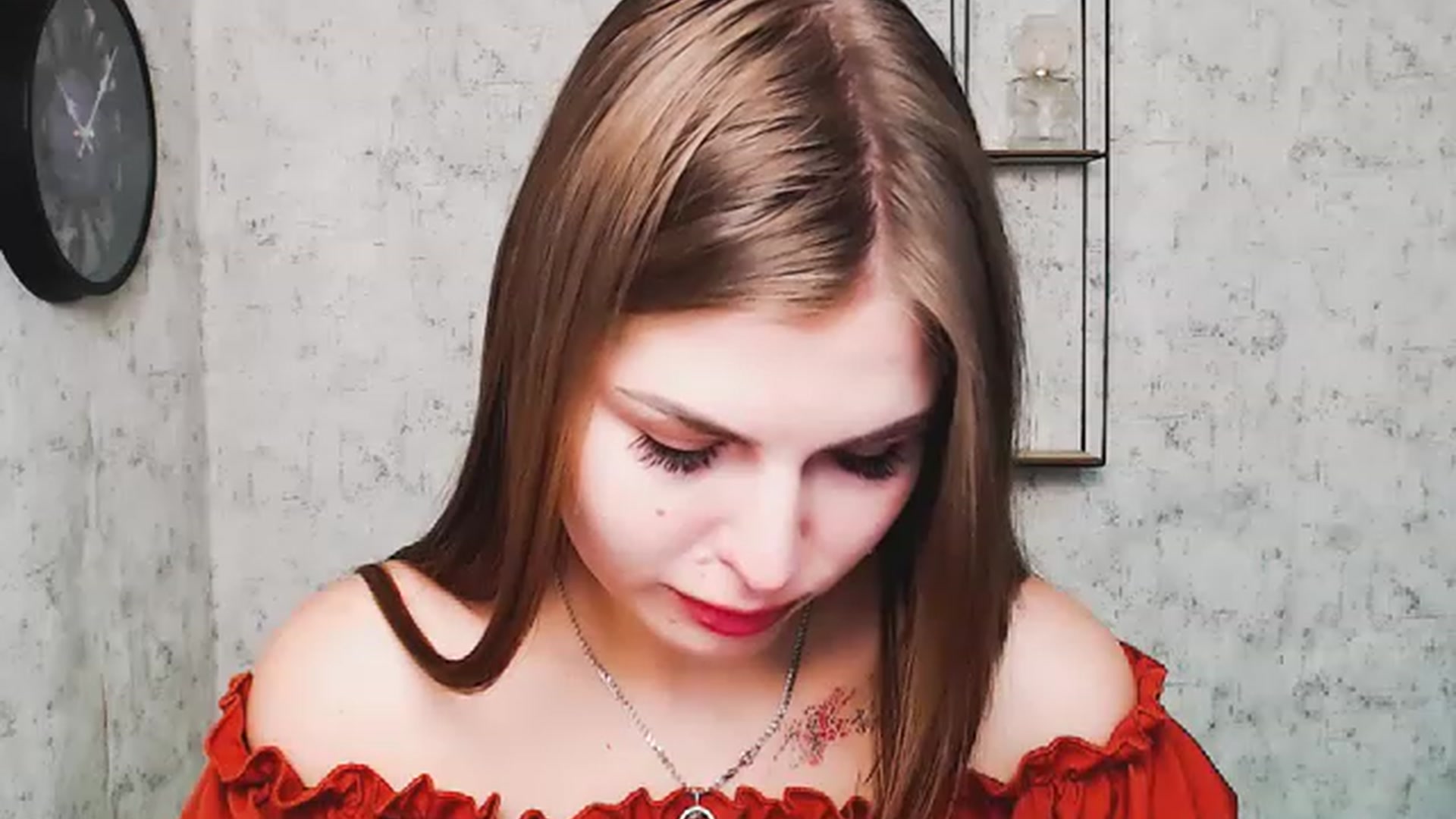 Gallery image thumbnail from PrettyTeilor_'s myfreecams stream on, 06/27/2023, 09:22 image 16 of 20