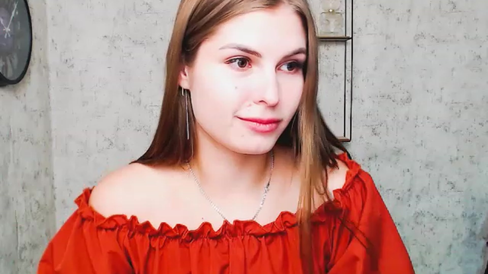 Gallery image thumbnail from PrettyTeilor_'s myfreecams stream on, 06/27/2023, 12:13 image 7 of 20