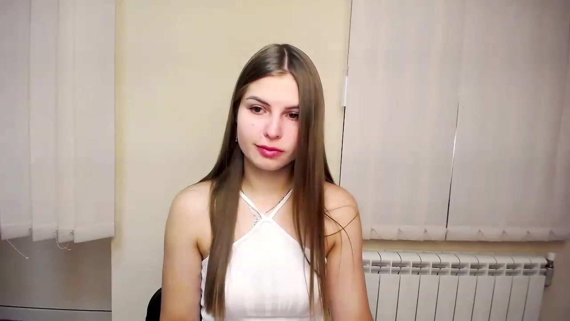 Gallery image thumbnail from PrettyTeilor_'s myfreecams stream on, 06/28/2023, 09:13 image 2 of 20