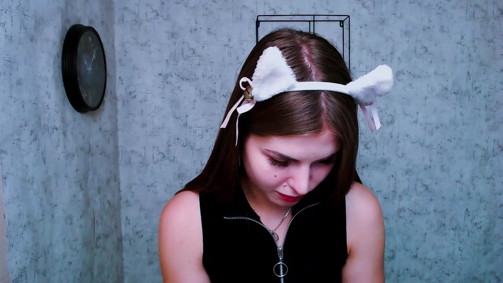 Gallery image thumbnail from PrettyTeilor_'s myfreecams stream on, 06/30/2023, 15:02 image 8 of 20