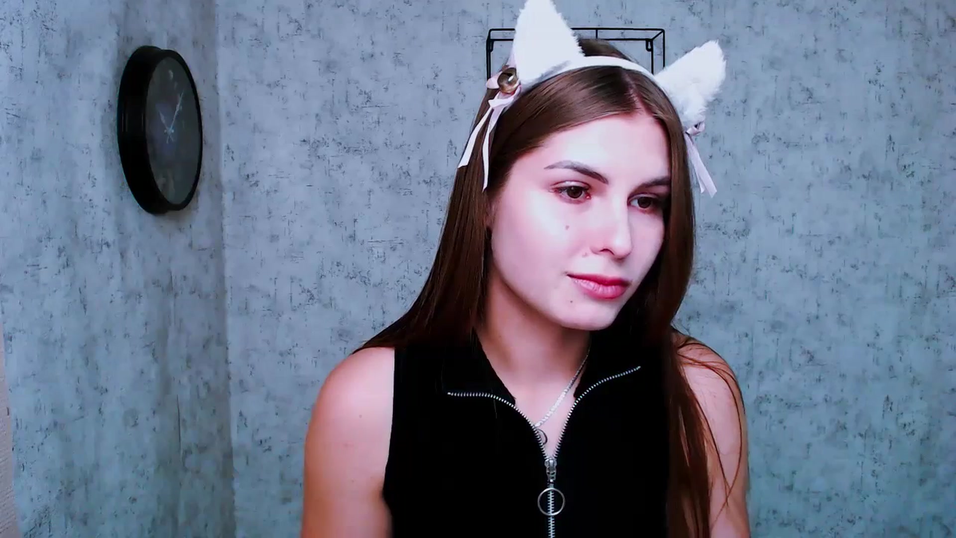 Gallery image thumbnail from PrettyTeilor_'s myfreecams stream on, 06/30/2023, 15:02 image 14 of 20
