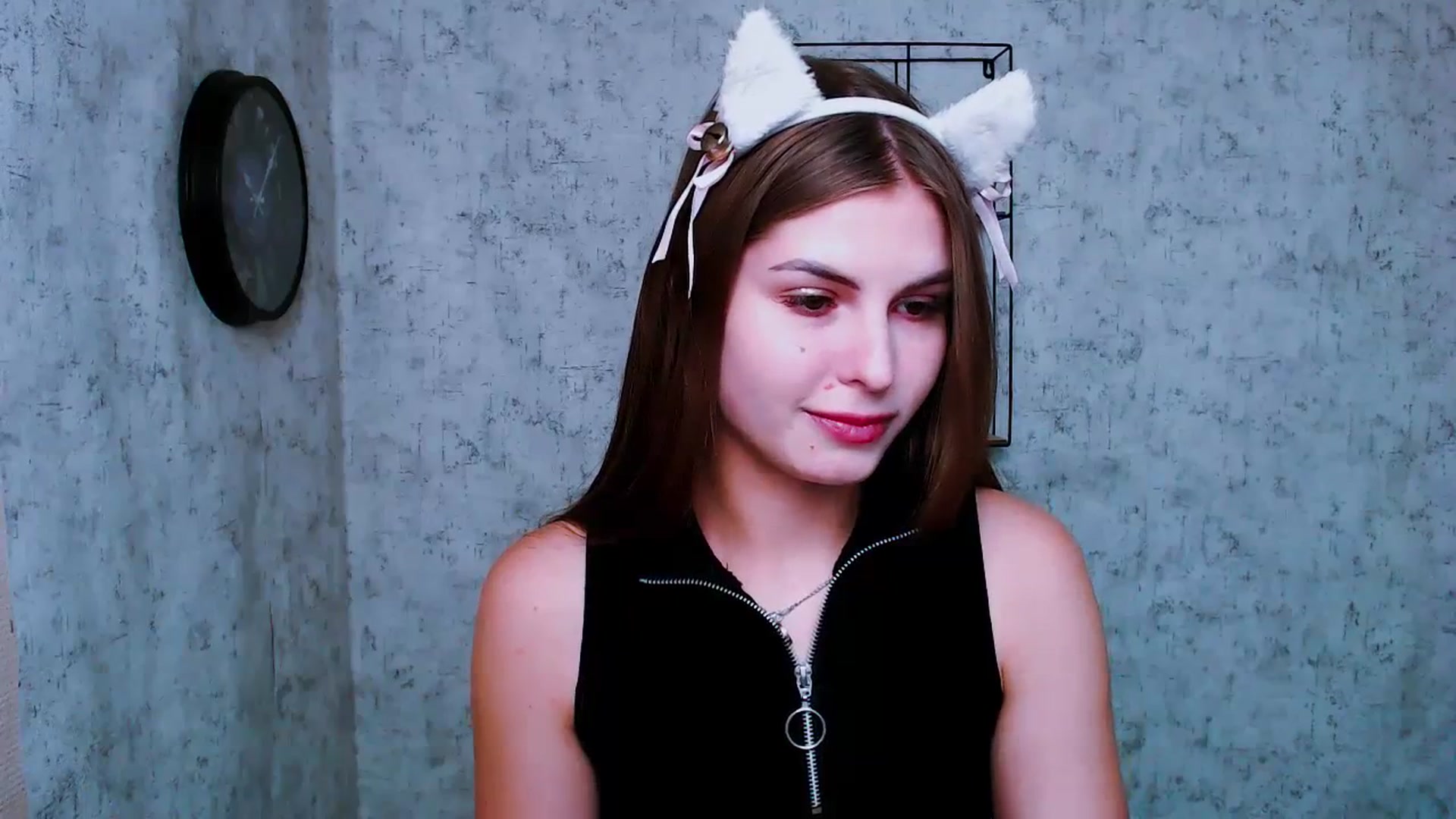 Gallery image thumbnail from PrettyTeilor_'s myfreecams stream on, 06/30/2023, 15:18 image 6 of 20