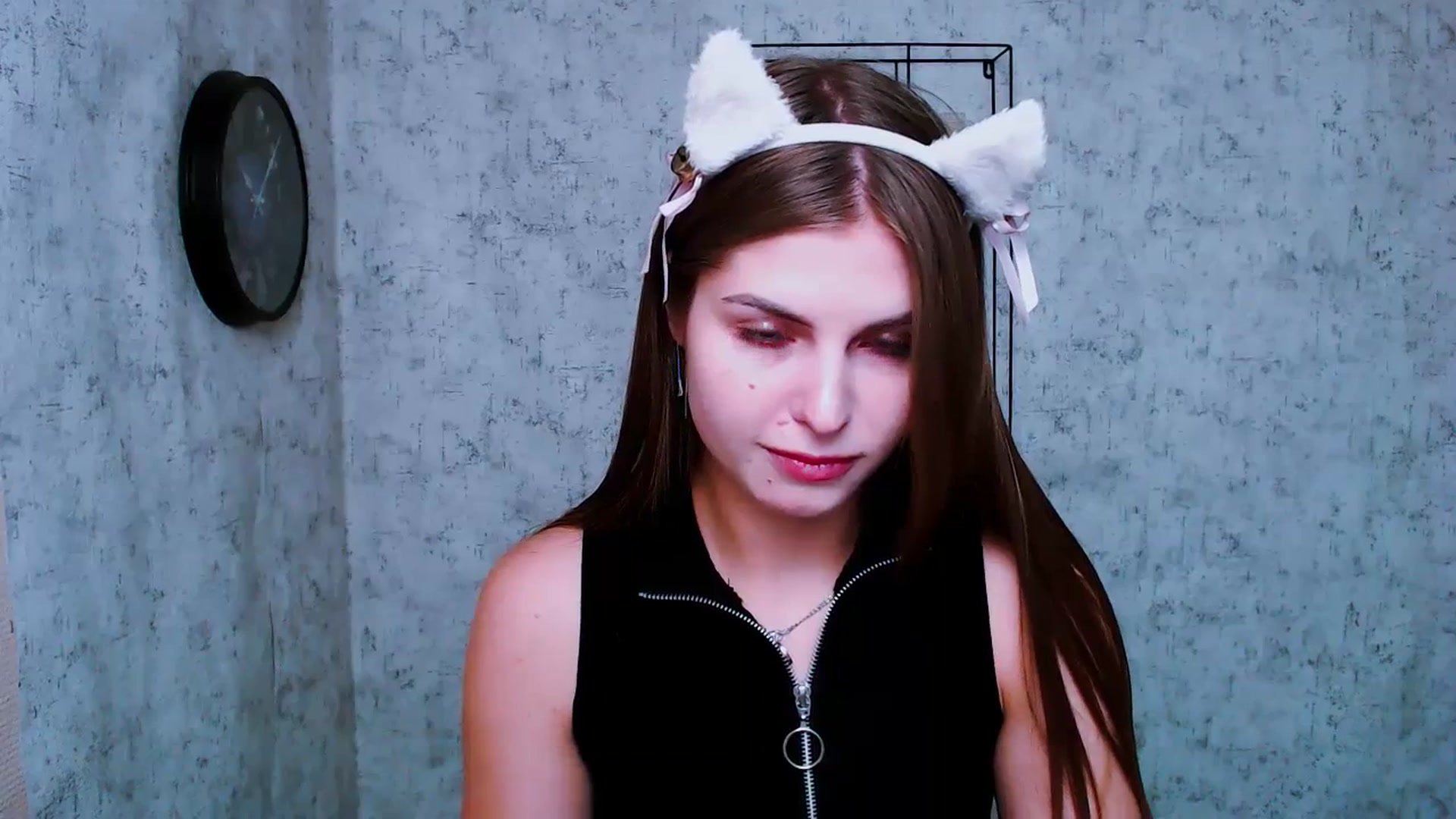 Gallery image thumbnail from PrettyTeilor_'s myfreecams stream on, 06/30/2023, 15:18 image 11 of 20