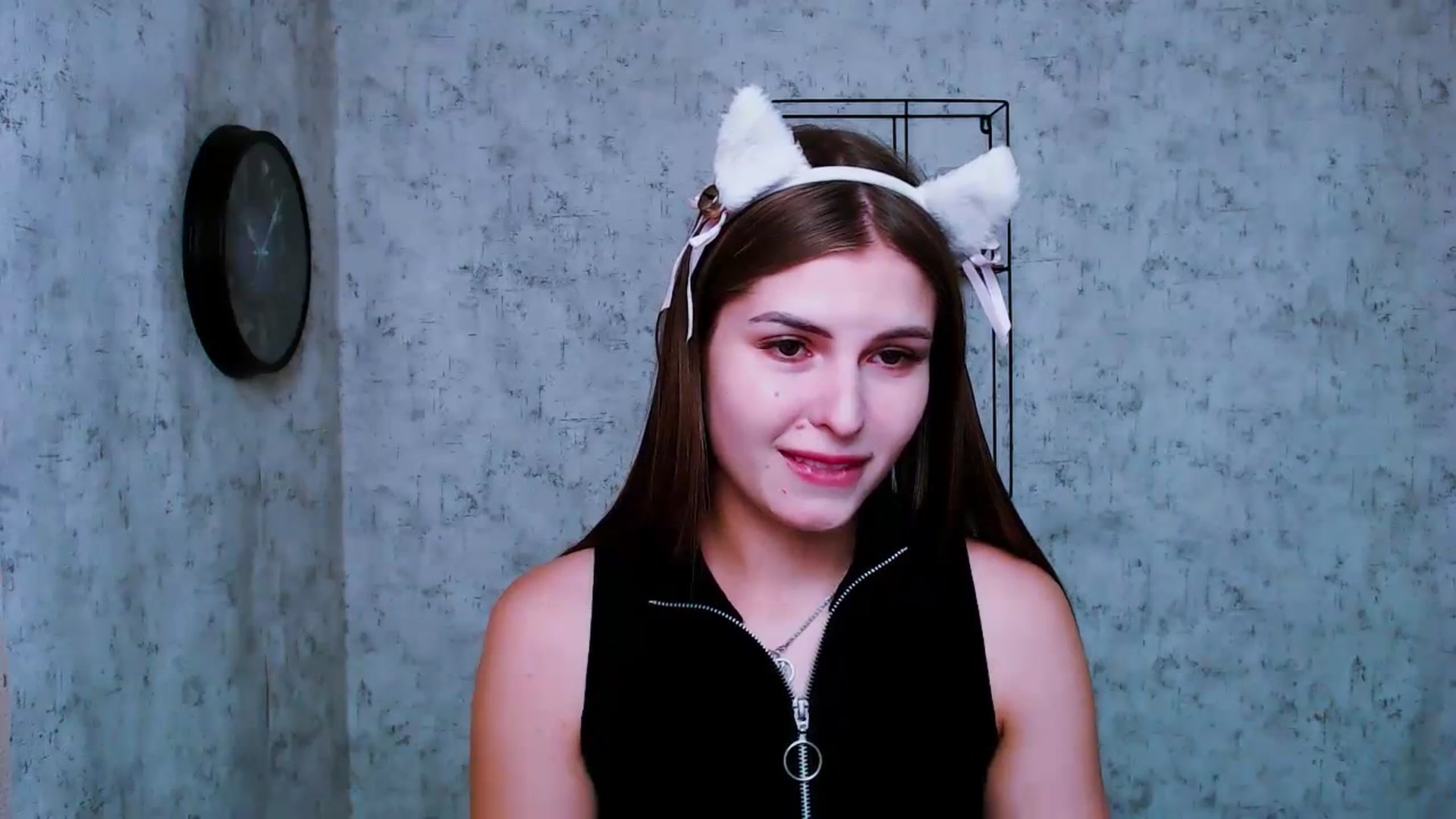 Gallery image thumbnail from PrettyTeilor_'s myfreecams stream on, 06/30/2023, 16:57 image 6 of 20