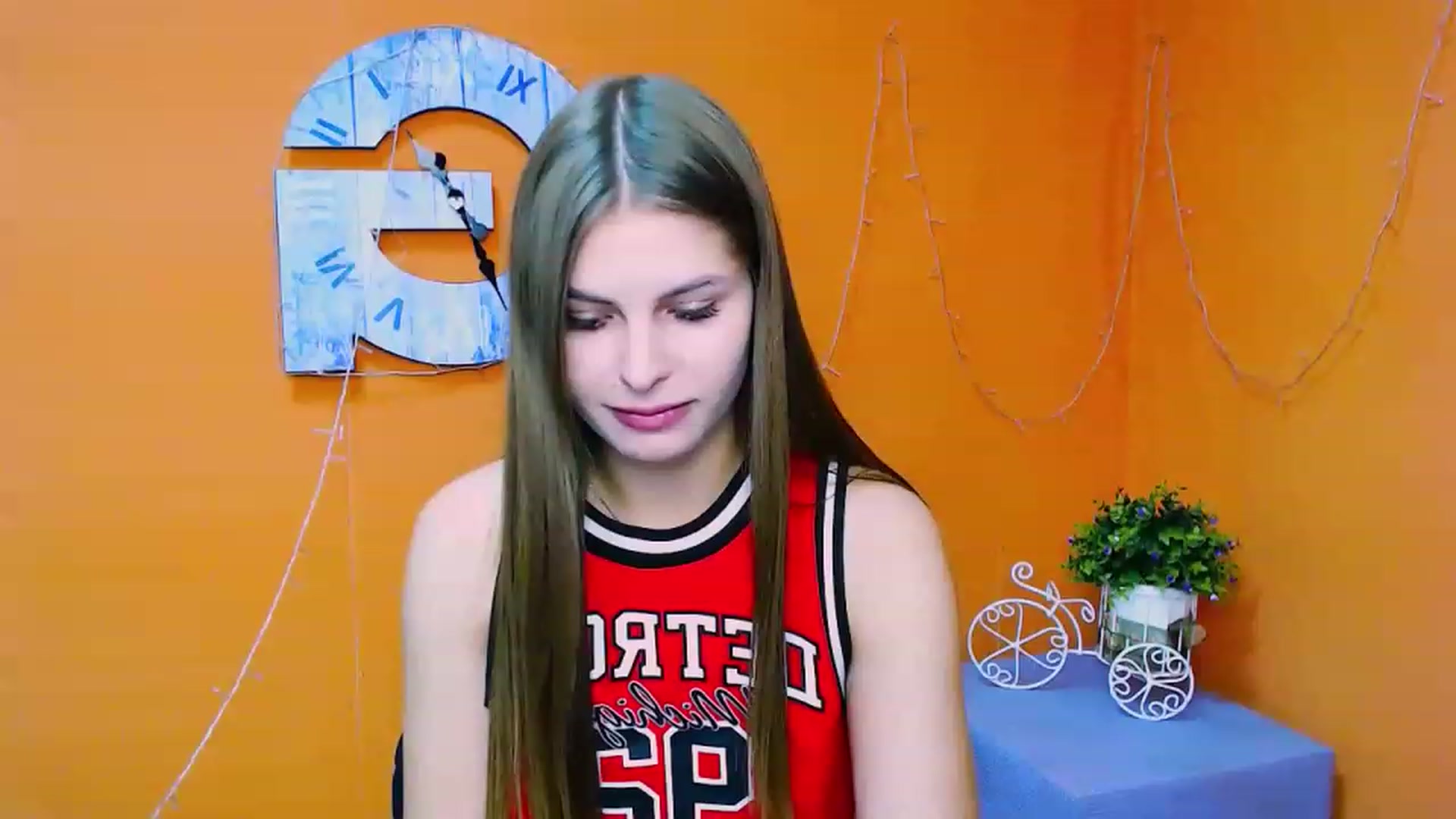 Gallery image thumbnail from PrettyTeilor_'s myfreecams stream on, 07/01/2023, 13:31 image 5 of 20