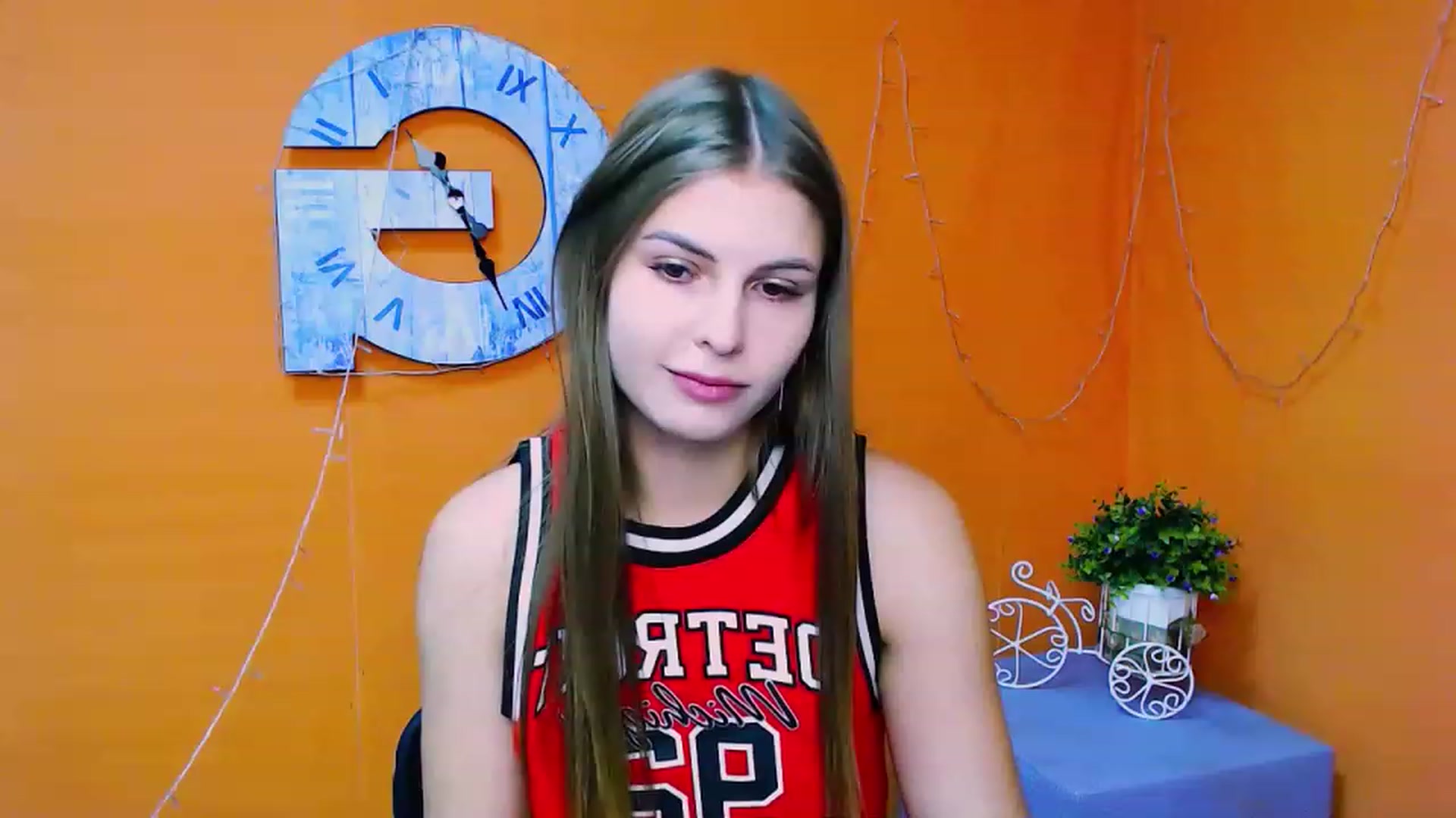 Gallery image thumbnail from PrettyTeilor_'s myfreecams stream on, 07/01/2023, 13:31 image 1 of 20