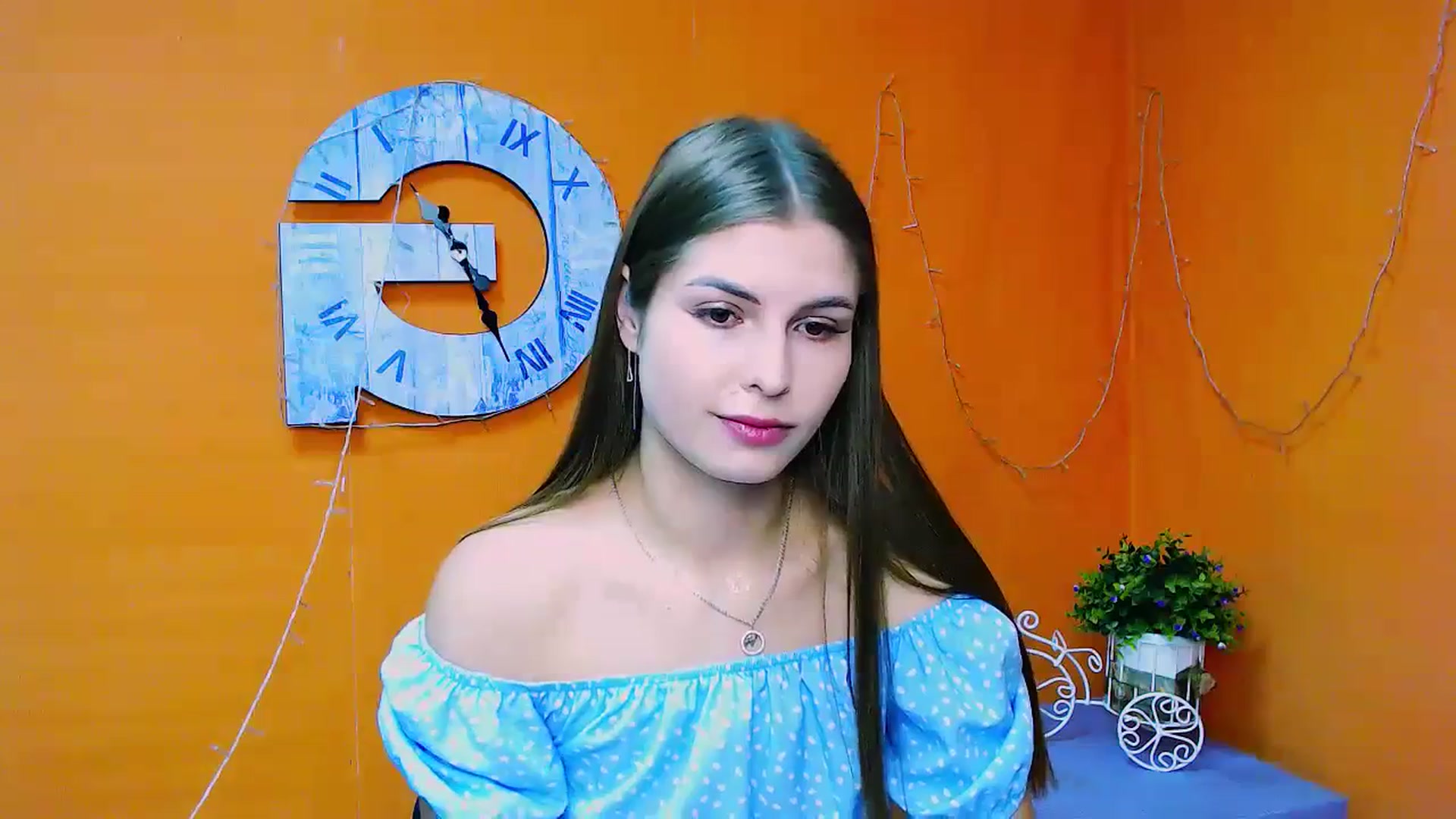 Gallery image thumbnail from PrettyTeilor_'s myfreecams stream on, 07/02/2023, 10:48 image 16 of 20