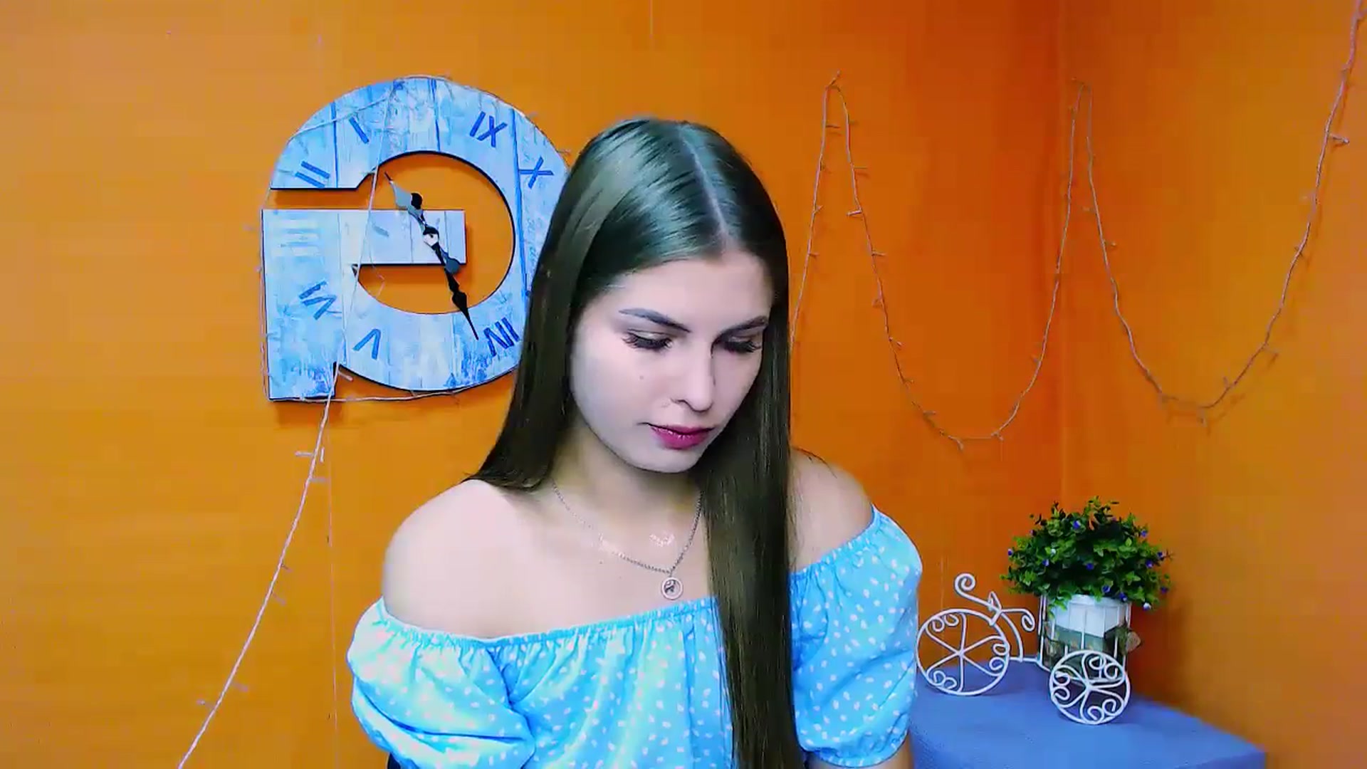 Gallery image thumbnail from PrettyTeilor_'s myfreecams stream on, 07/02/2023, 10:48 image 11 of 20