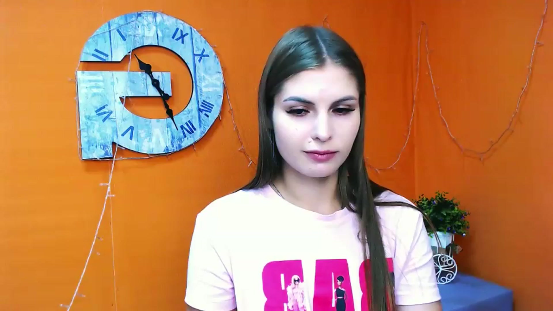 Gallery image thumbnail from PrettyTeilor_'s myfreecams stream on, 07/10/2023, 11:11 image 12 of 20