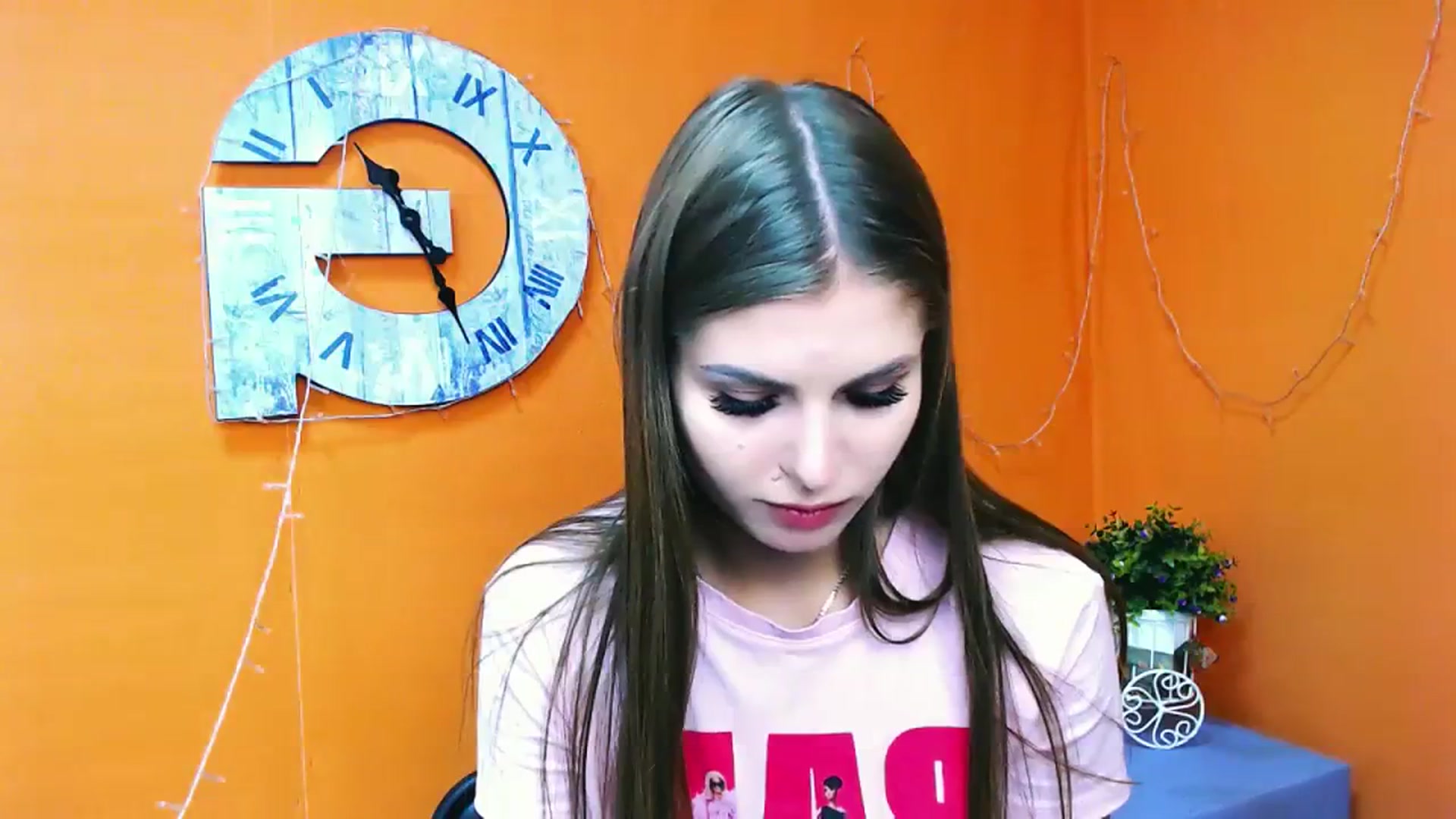 Gallery image thumbnail from PrettyTeilor_'s myfreecams stream on, 07/10/2023, 11:11 image 19 of 20