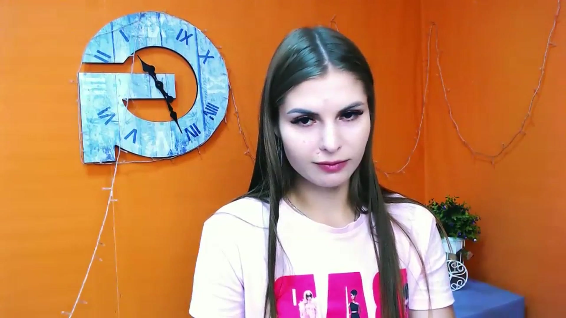Gallery image thumbnail from PrettyTeilor_'s myfreecams stream on, 07/10/2023, 11:11 image 6 of 20