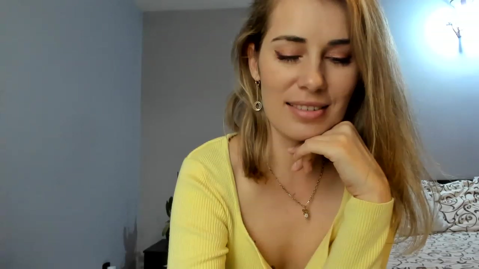 Gallery image thumbnail from PrettyWomen31's myfreecams stream on, 11/15/2022, 09:19 image 20 of 20