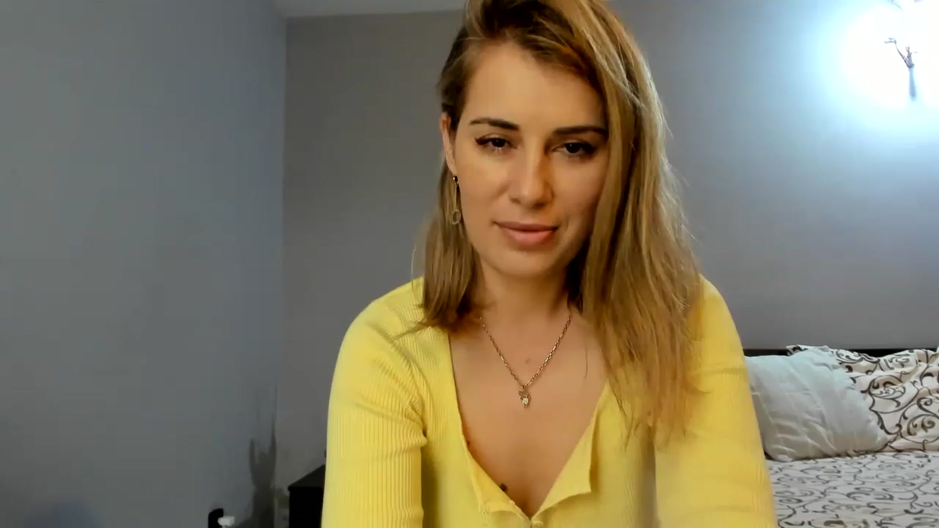 Gallery image thumbnail from PrettyWomen31's myfreecams stream on, 11/15/2022, 09:19 image 10 of 20