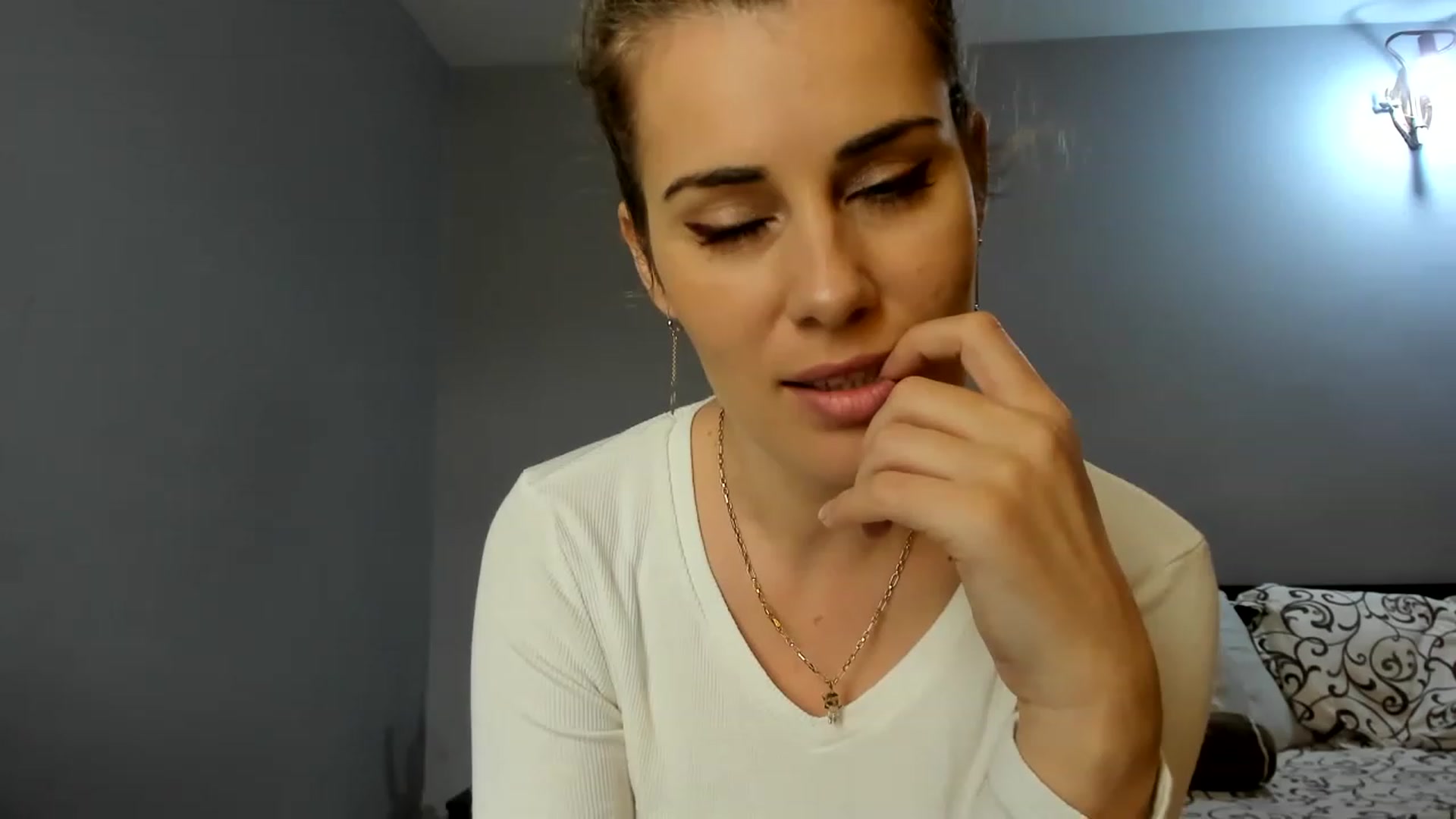 Gallery image thumbnail from PrettyWomen31's myfreecams stream on, 11/24/2022, 09:29 image 3 of 20