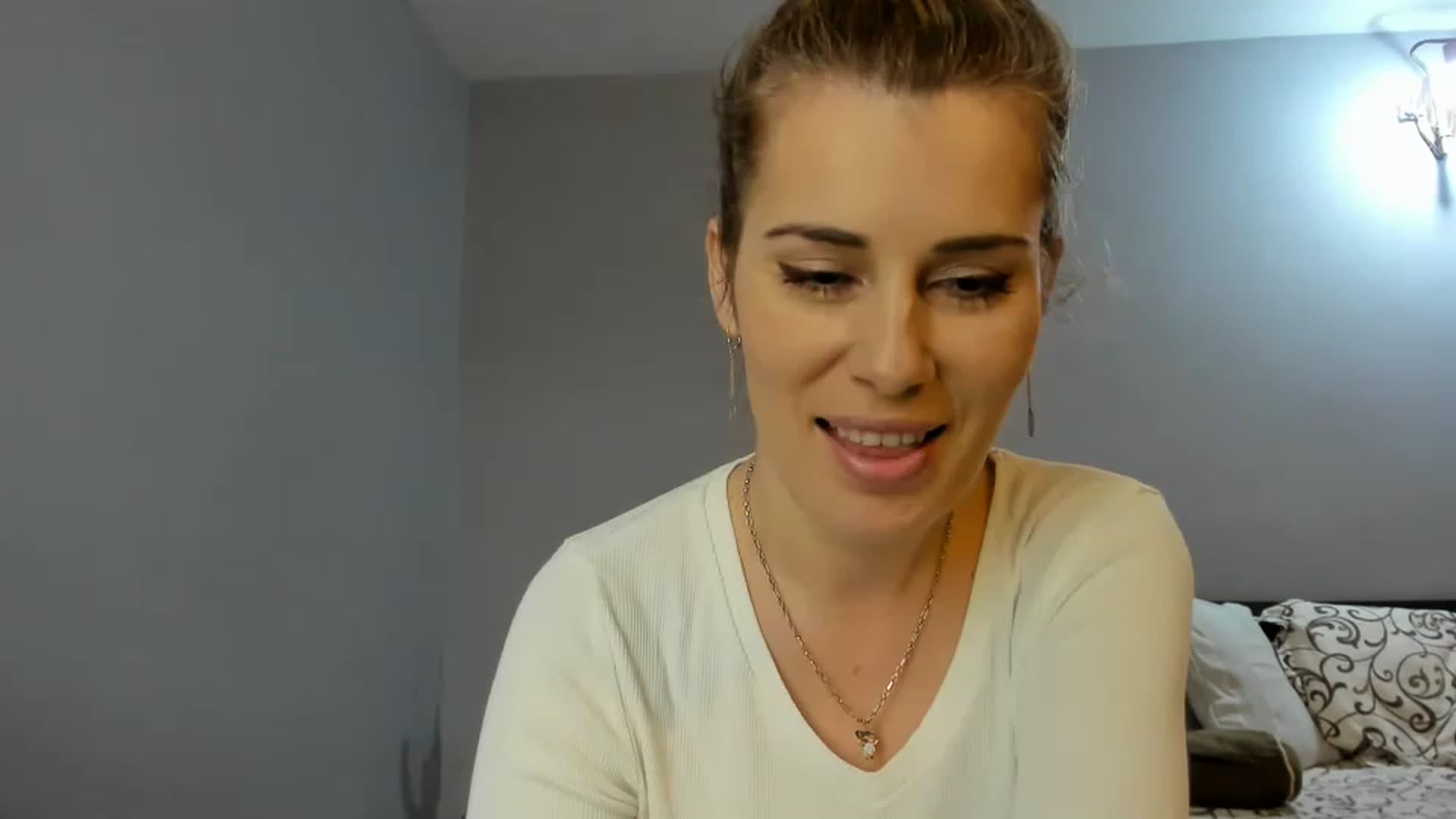 Gallery image thumbnail from PrettyWomen31's myfreecams stream on, 11/24/2022, 09:42 image 6 of 20