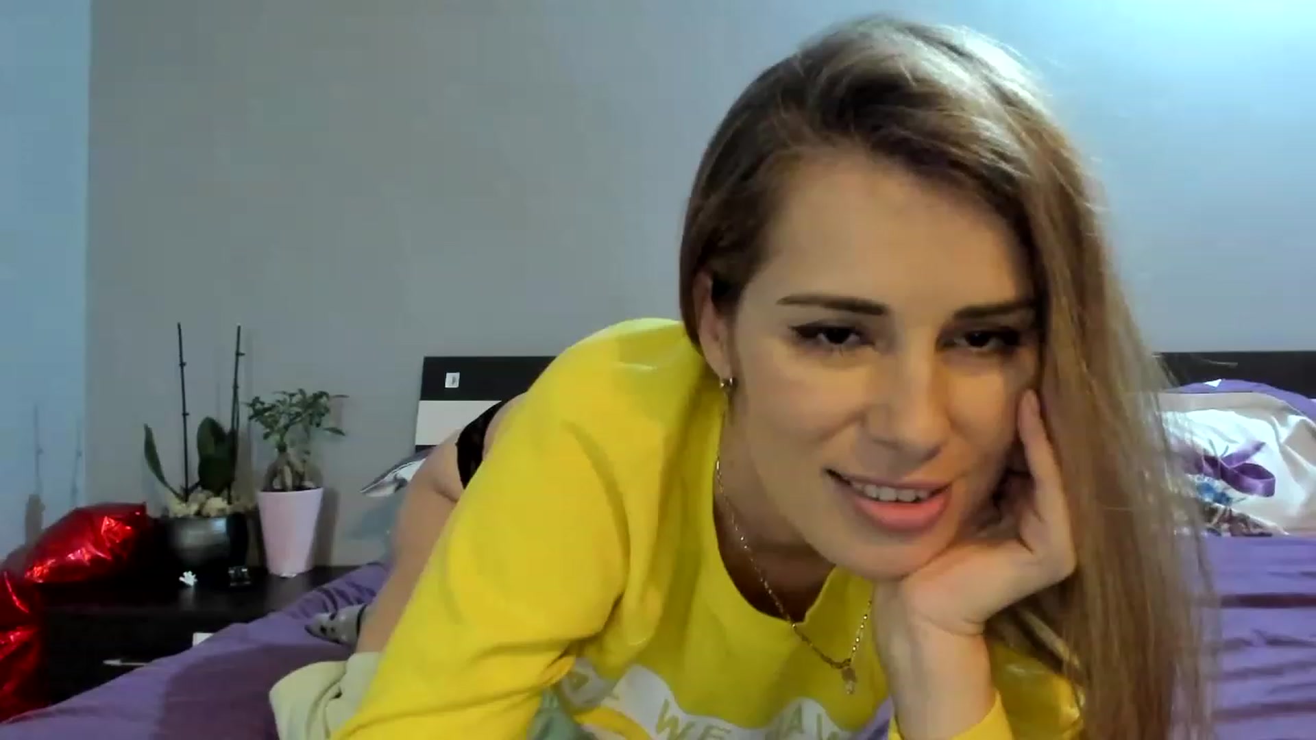 Gallery image thumbnail from PrettyWomen31's myfreecams stream on, 12/04/2022, 13:09 image 20 of 20