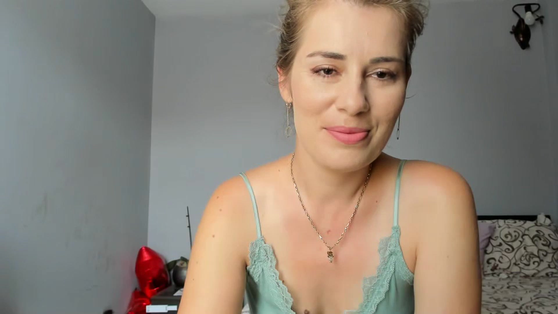 Gallery image thumbnail from PrettyWomen31's myfreecams stream on, 07/25/2023, 06:42 image 8 of 20