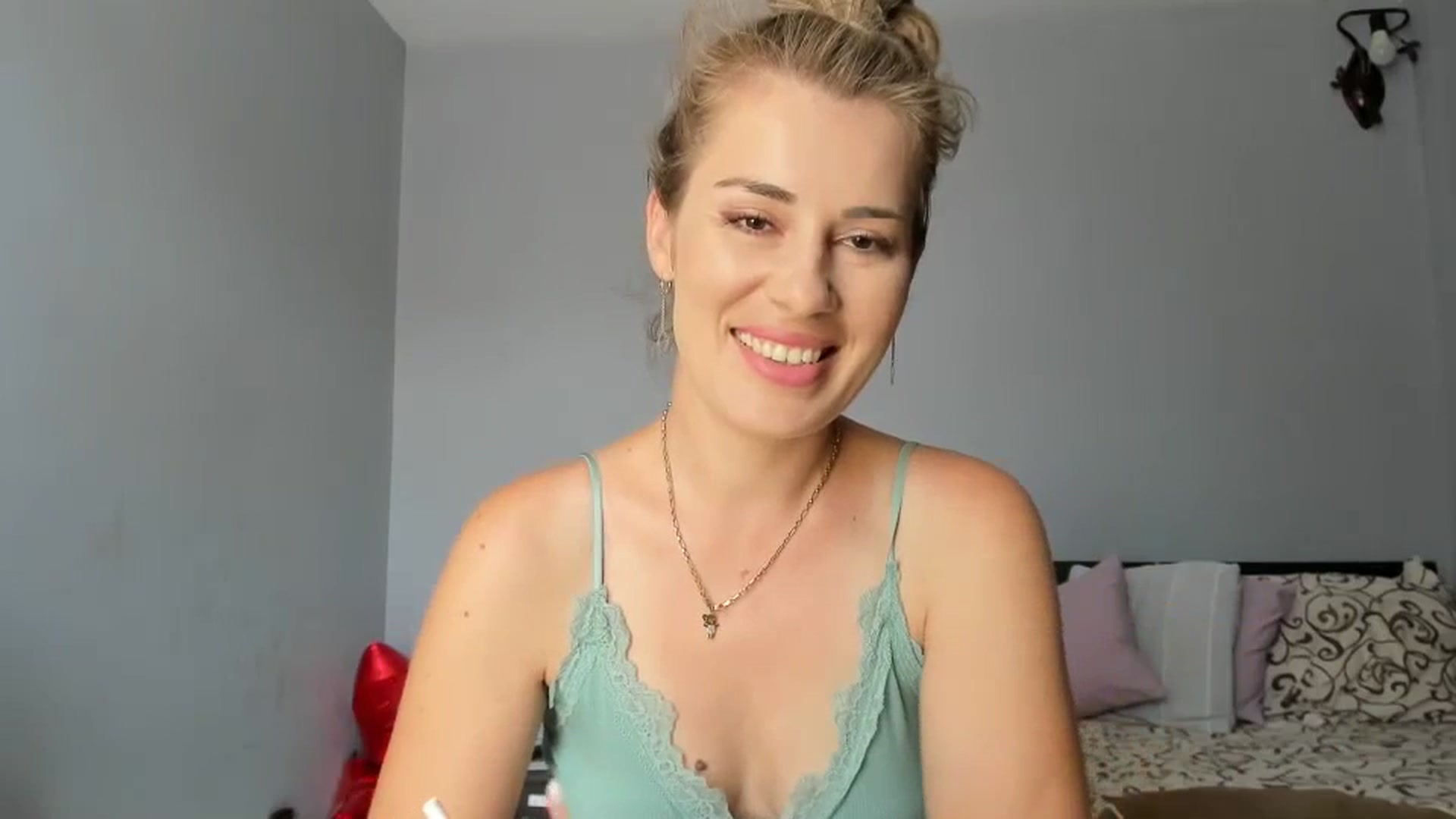 Gallery image thumbnail from PrettyWomen31's myfreecams stream on, 07/25/2023, 07:42 image 3 of 20