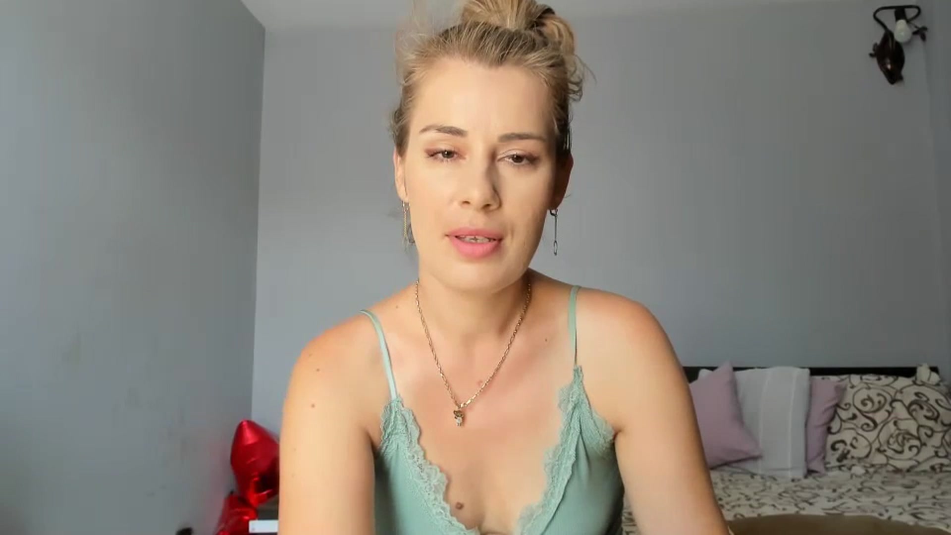 Gallery image thumbnail from PrettyWomen31's myfreecams stream on, 07/25/2023, 07:42 image 2 of 20