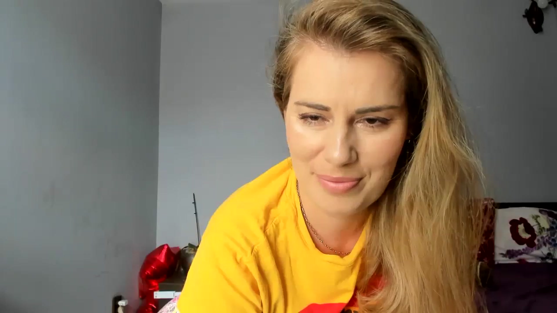 Gallery image thumbnail from PrettyWomen31's myfreecams stream on, 08/10/2023, 08:01 image 15 of 20