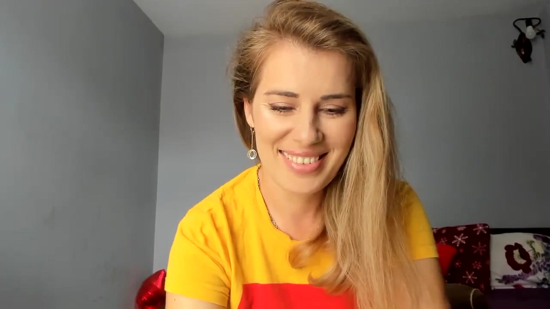 Gallery image thumbnail from PrettyWomen31's myfreecams stream on, 08/10/2023, 08:01 image 13 of 20