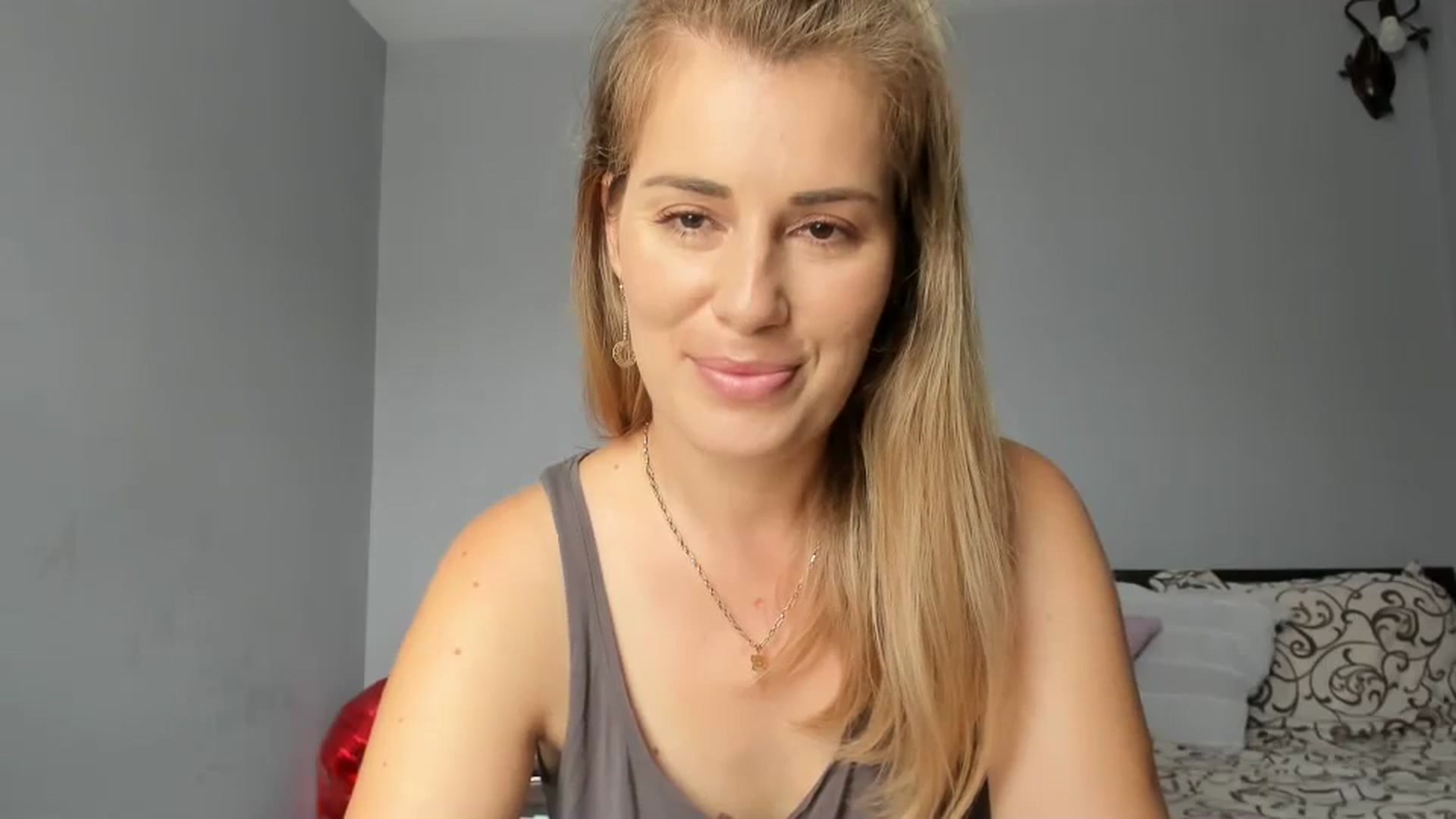 Gallery image thumbnail from PrettyWomen31's myfreecams stream on, 08/16/2023, 07:59 image 12 of 20