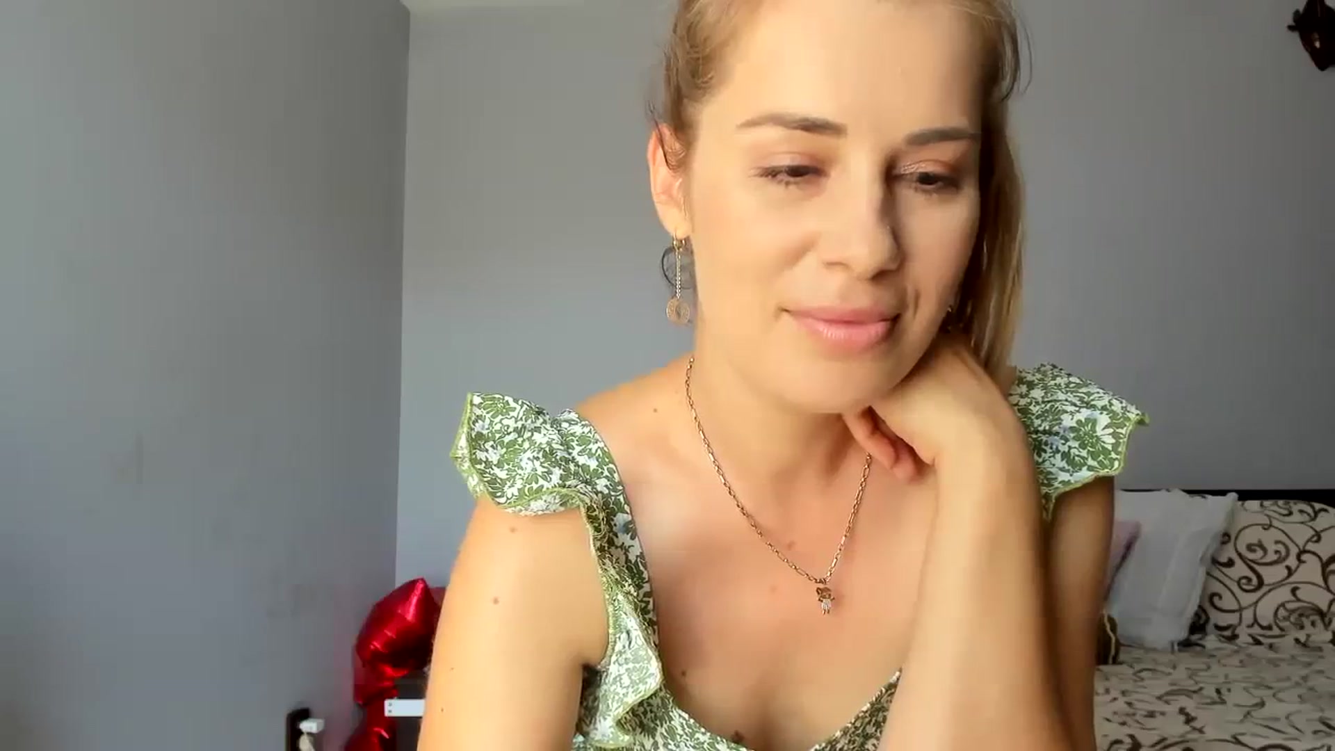 Gallery image thumbnail from PrettyWomen31's myfreecams stream on, 08/17/2023, 08:02 image 6 of 20