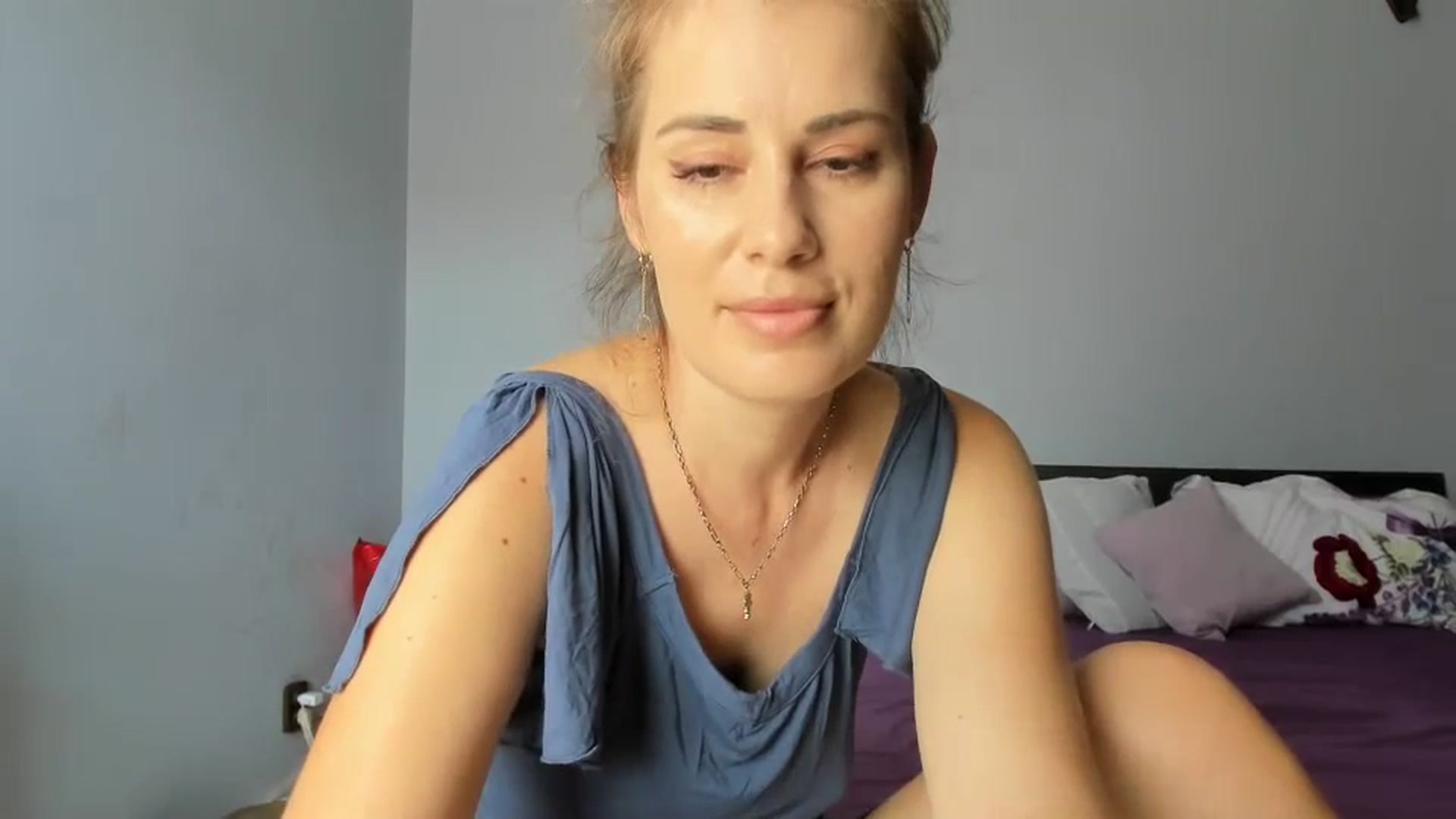 Gallery image thumbnail from PrettyWomen31's myfreecams stream on, 08/22/2023, 07:33 image 13 of 20