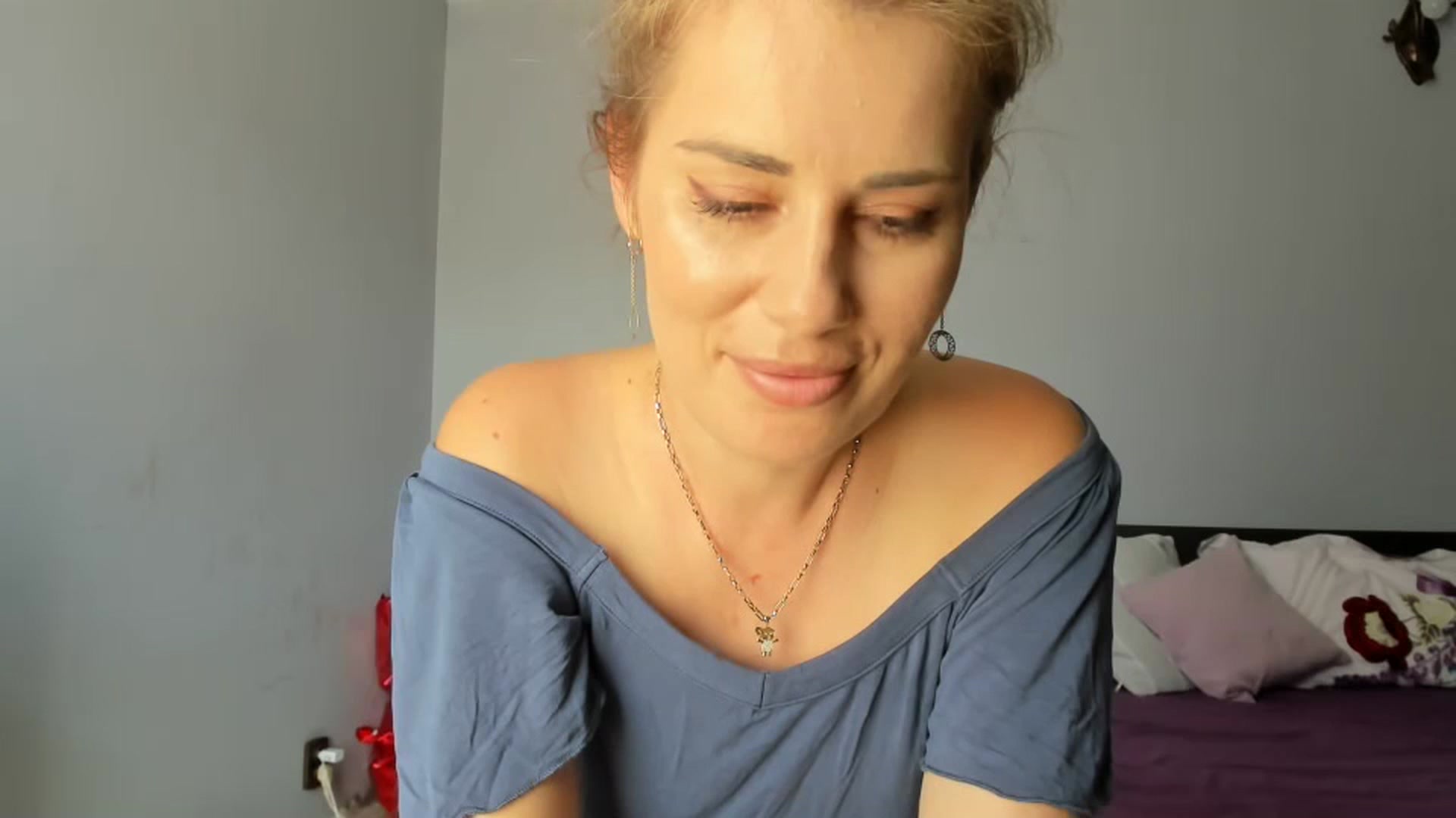 Gallery image thumbnail from PrettyWomen31's myfreecams stream on, 08/22/2023, 08:27 image 1 of 20