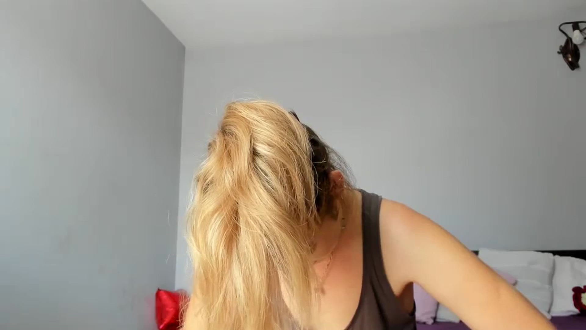 Gallery image thumbnail from PrettyWomen31's myfreecams stream on, 08/25/2023, 08:04 image 6 of 20