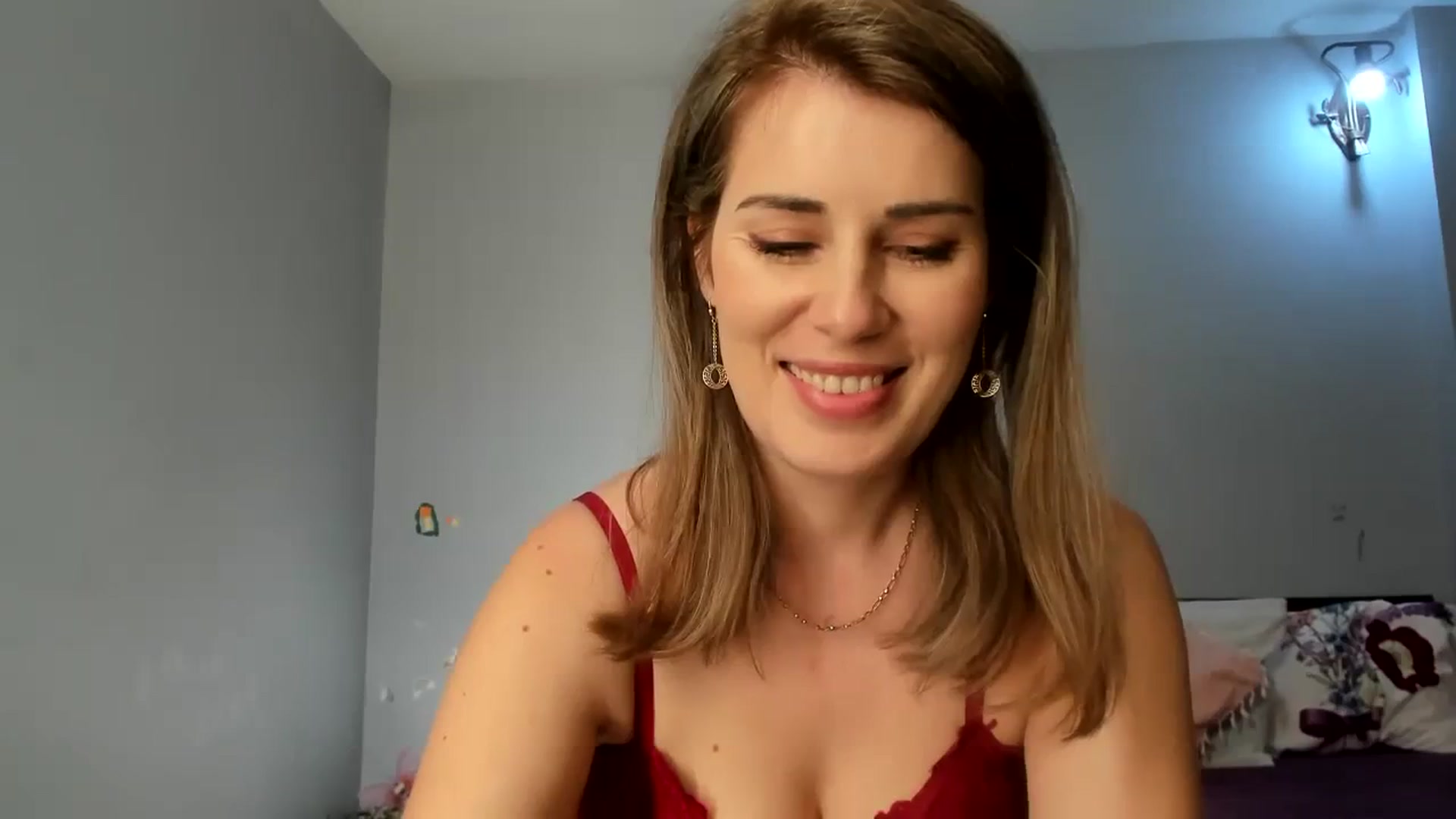 Gallery image thumbnail from PrettyWomen31's myfreecams stream on, 12/19/2023, 10:40 image 3 of 20