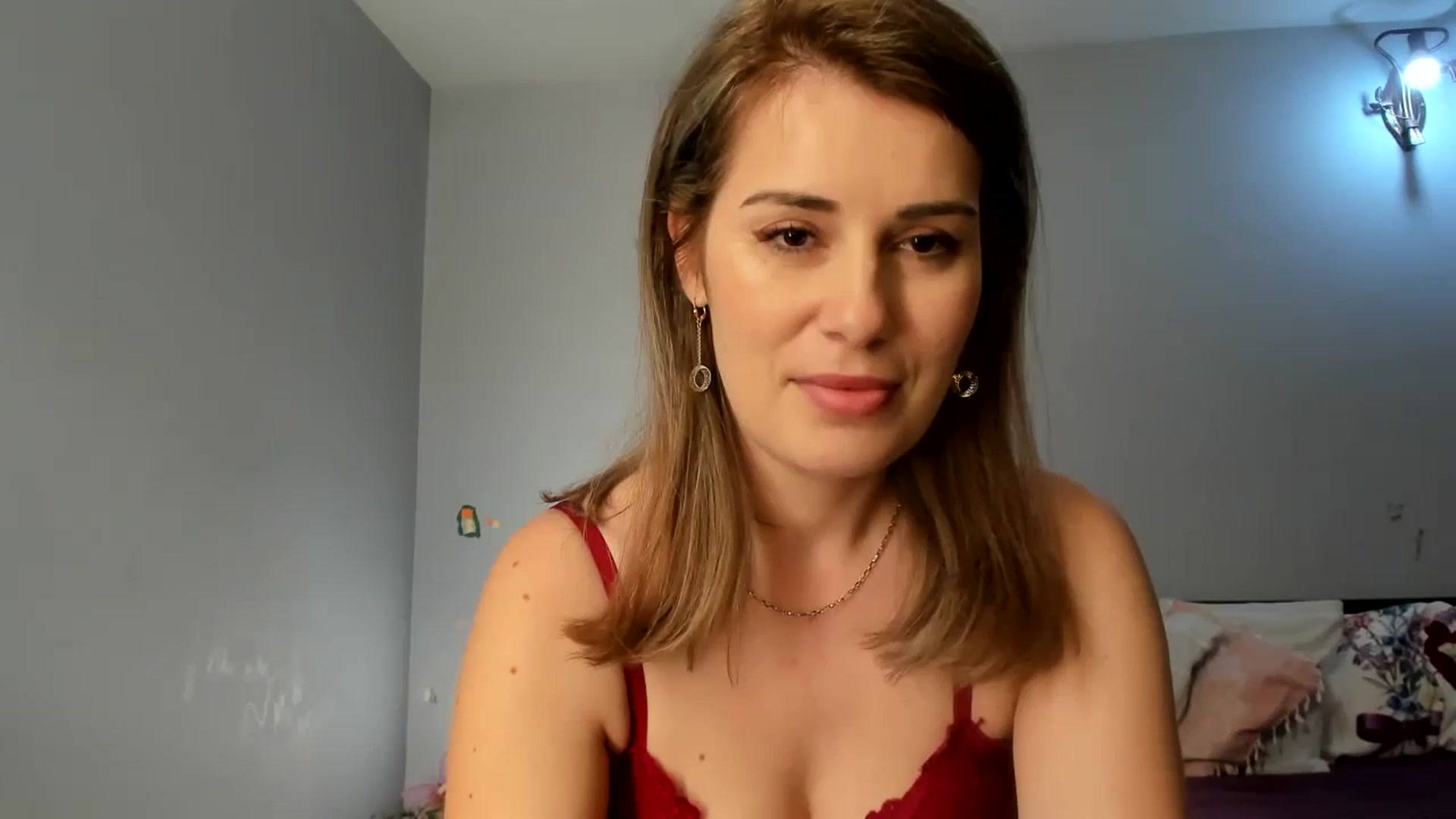 Gallery image thumbnail from PrettyWomen31's myfreecams stream on, 12/19/2023, 10:40 image 1 of 20
