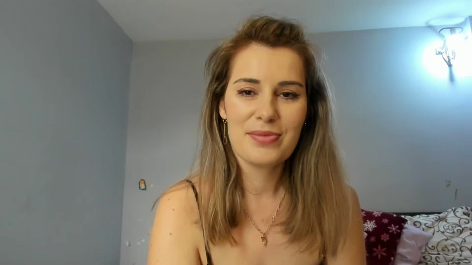Gallery image thumbnail from PrettyWomen31's myfreecams stream on, 12/22/2023, 09:17 image 8 of 20