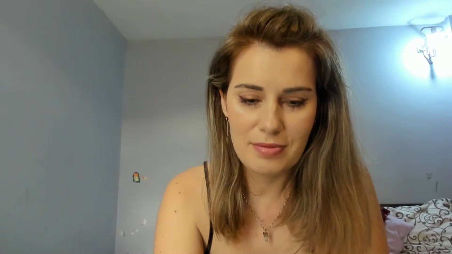Gallery image thumbnail from PrettyWomen31's myfreecams stream on, 12/22/2023, 09:17 image 2 of 20
