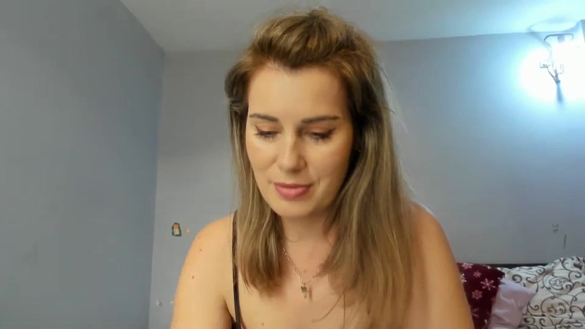 Gallery image thumbnail from PrettyWomen31's myfreecams stream on, 12/22/2023, 09:17 image 4 of 20