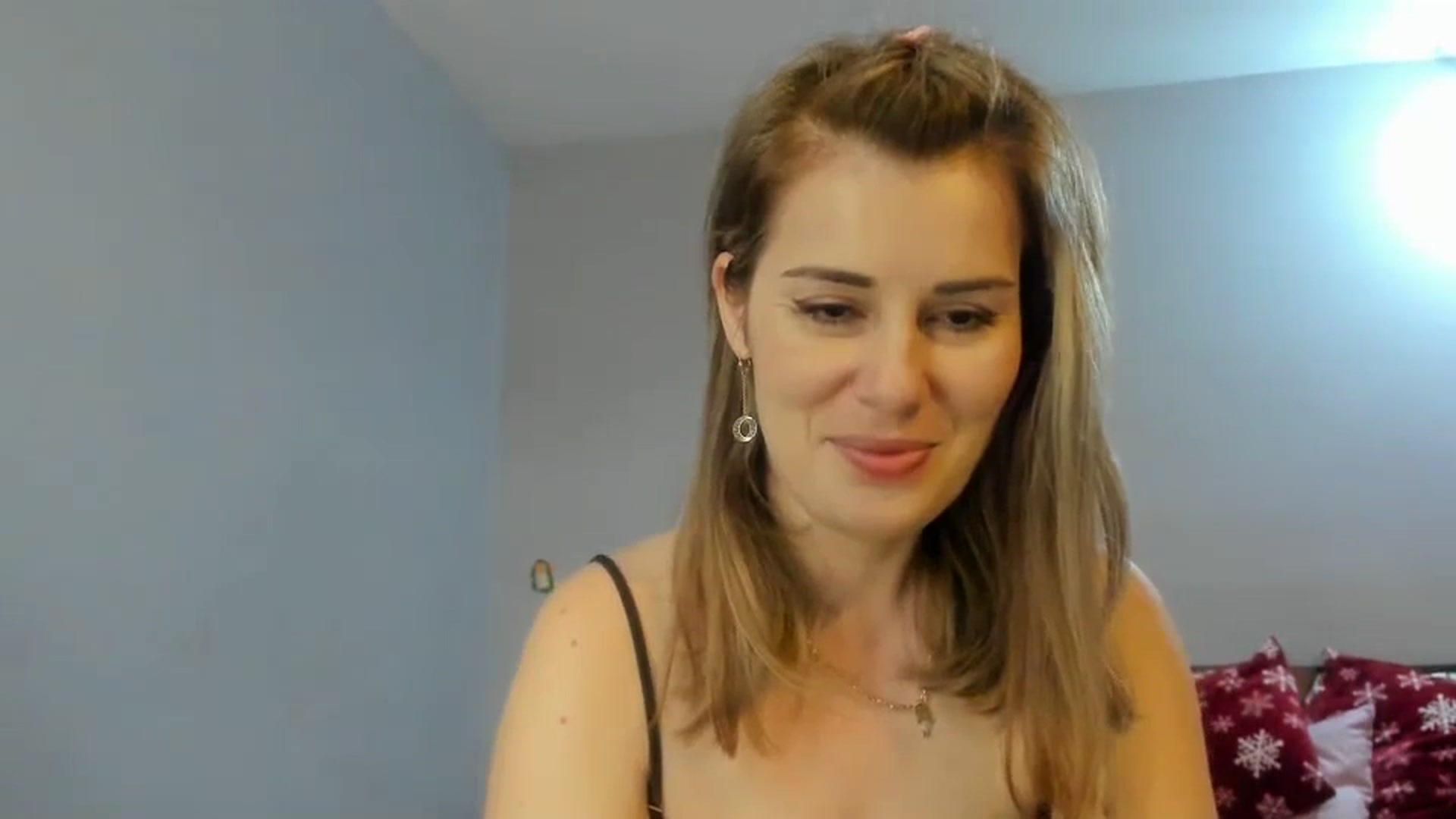 Gallery image thumbnail from PrettyWomen31's myfreecams stream on, 01/02/2024, 08:19 image 8 of 20