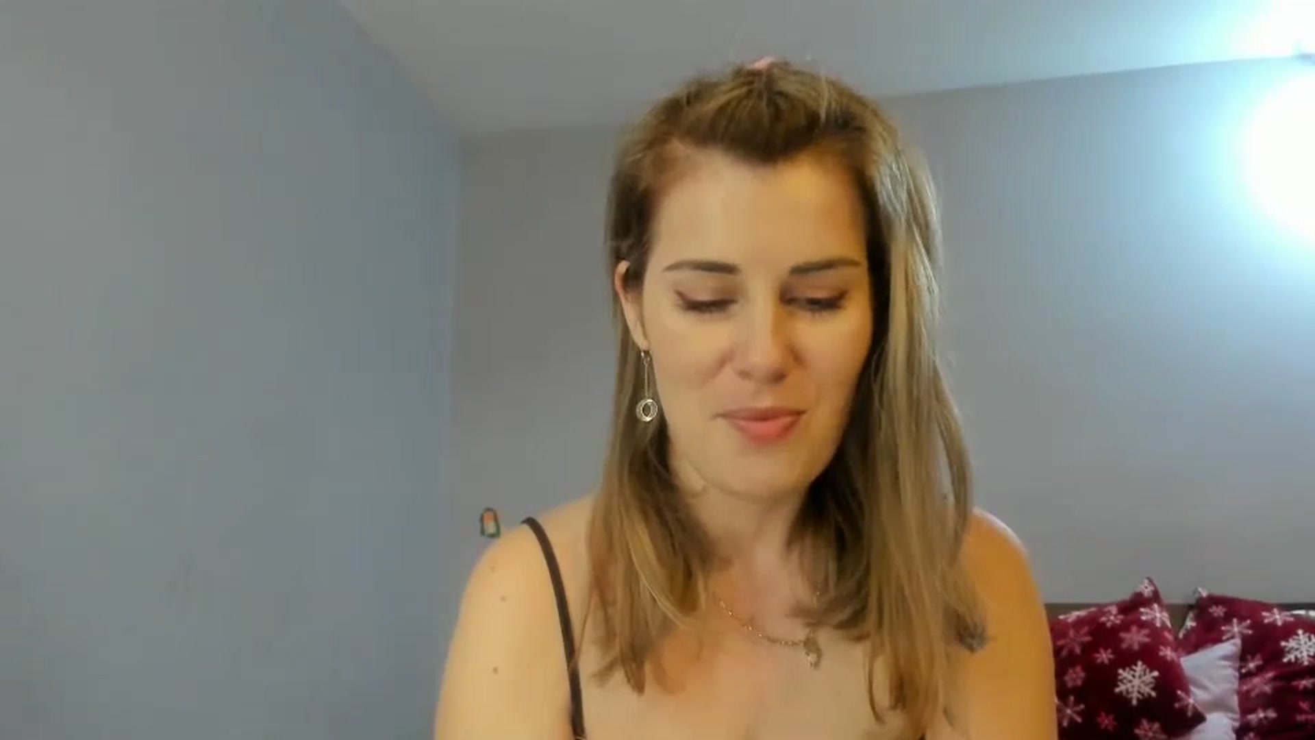 Gallery image thumbnail from PrettyWomen31's myfreecams stream on, 01/02/2024, 08:19 image 9 of 20