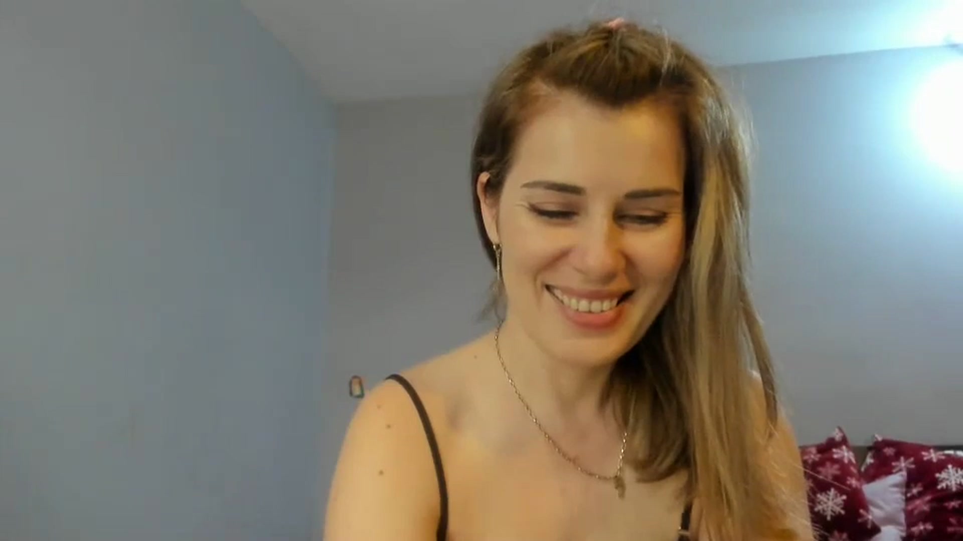 Gallery image thumbnail from PrettyWomen31's myfreecams stream on, 01/02/2024, 08:19 image 12 of 20
