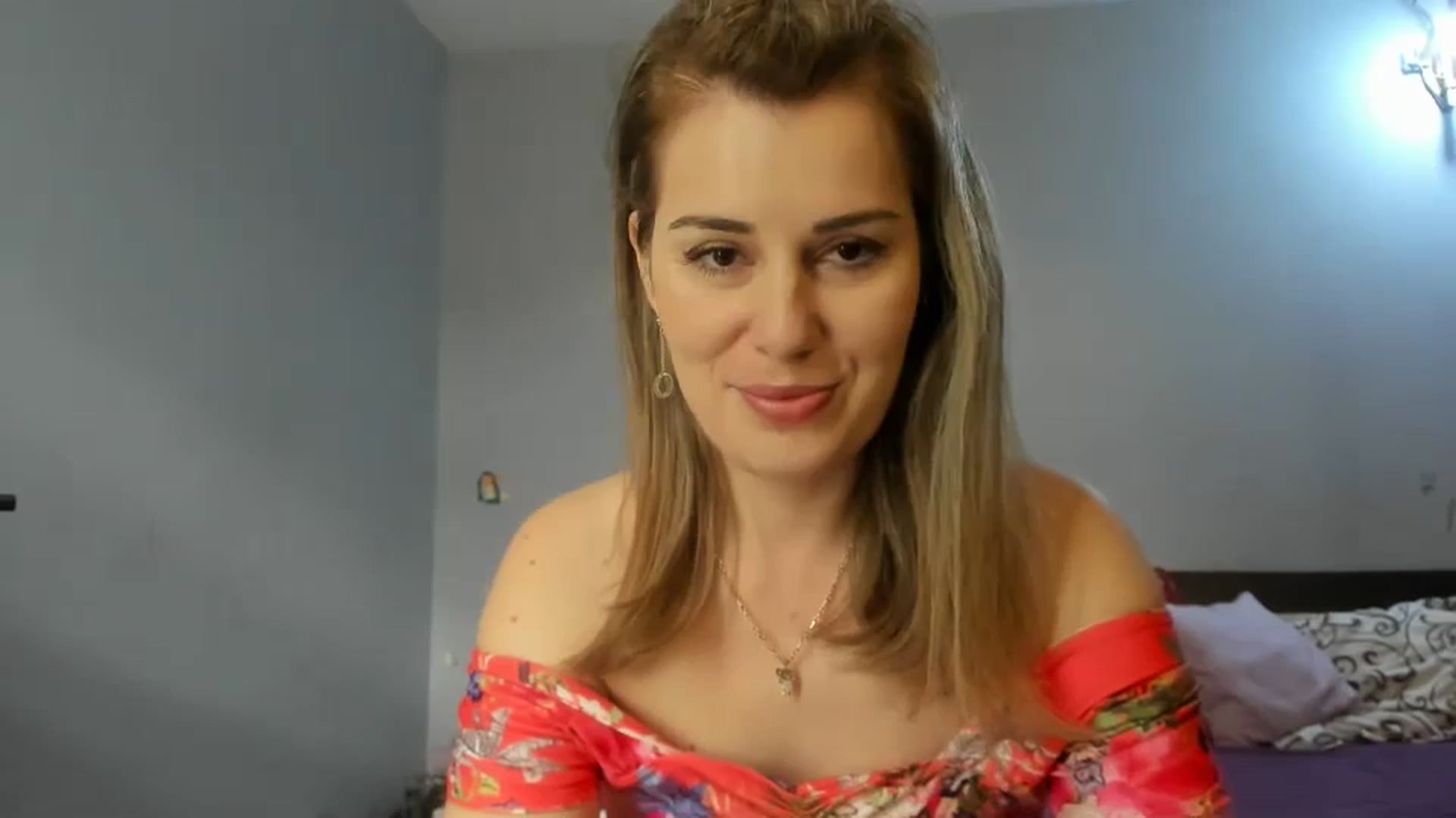 Gallery image thumbnail from PrettyWomen31's myfreecams stream on, 01/03/2024, 08:26 image 6 of 20
