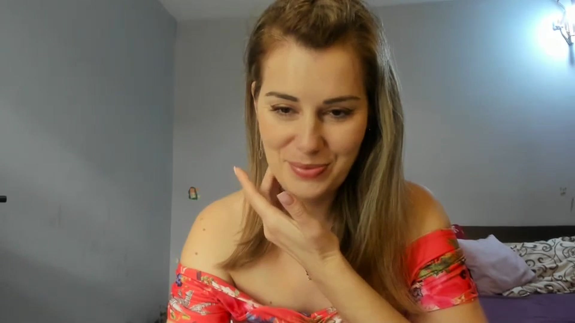 Gallery image thumbnail from PrettyWomen31's myfreecams stream on, 01/03/2024, 08:26 image 8 of 20