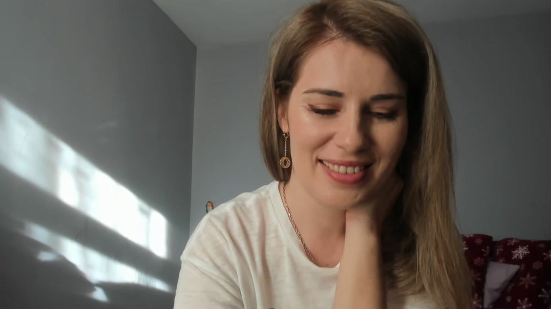 Gallery image thumbnail from PrettyWomen31's myfreecams stream on, 01/05/2024, 09:13 image 9 of 20