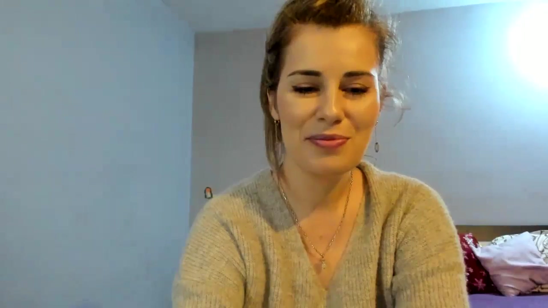 Gallery image thumbnail from PrettyWomen31's myfreecams stream on, 01/08/2024, 08:40 image 16 of 20