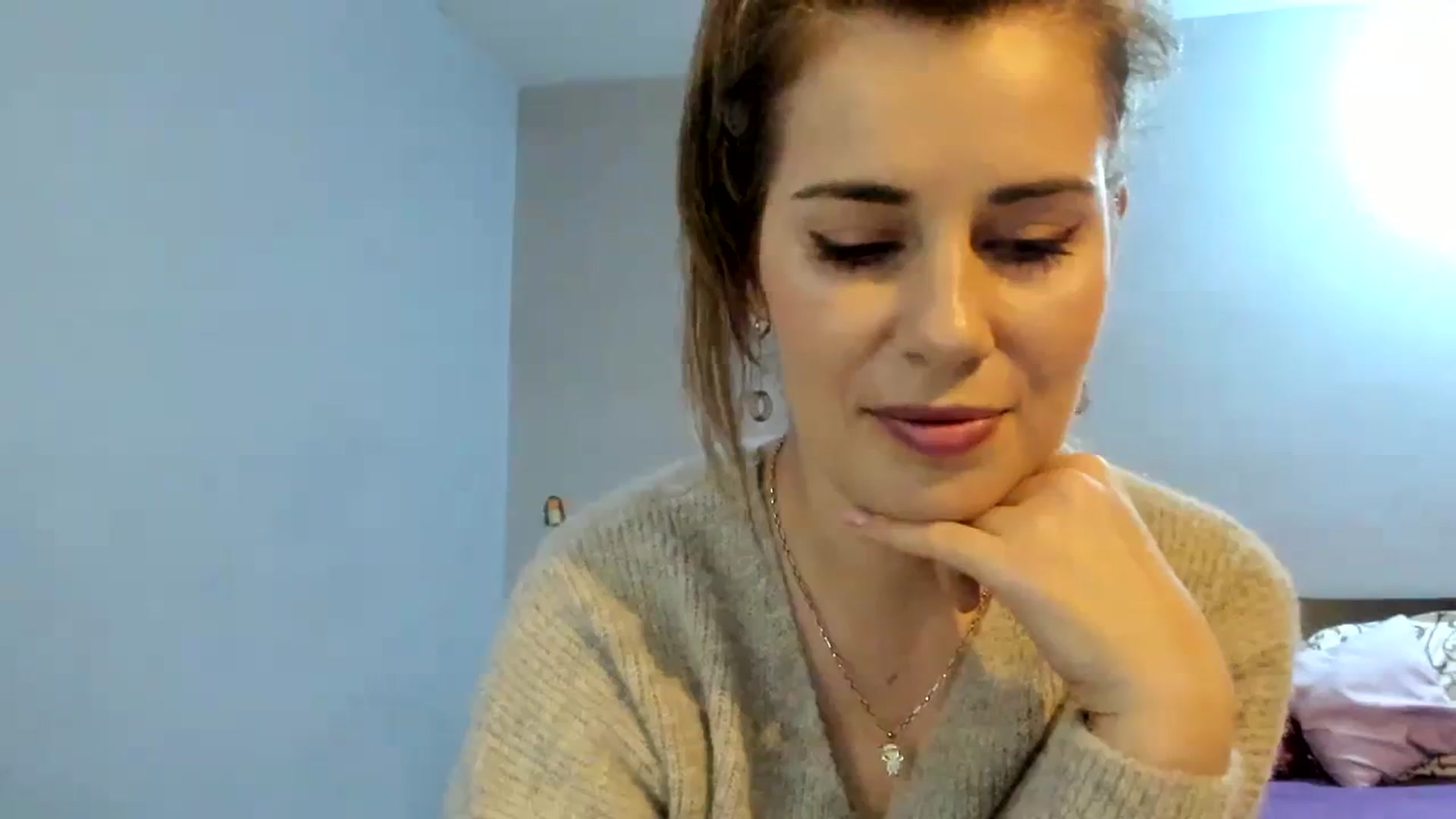 Gallery image thumbnail from PrettyWomen31's myfreecams stream on, 01/08/2024, 08:40 image 18 of 20