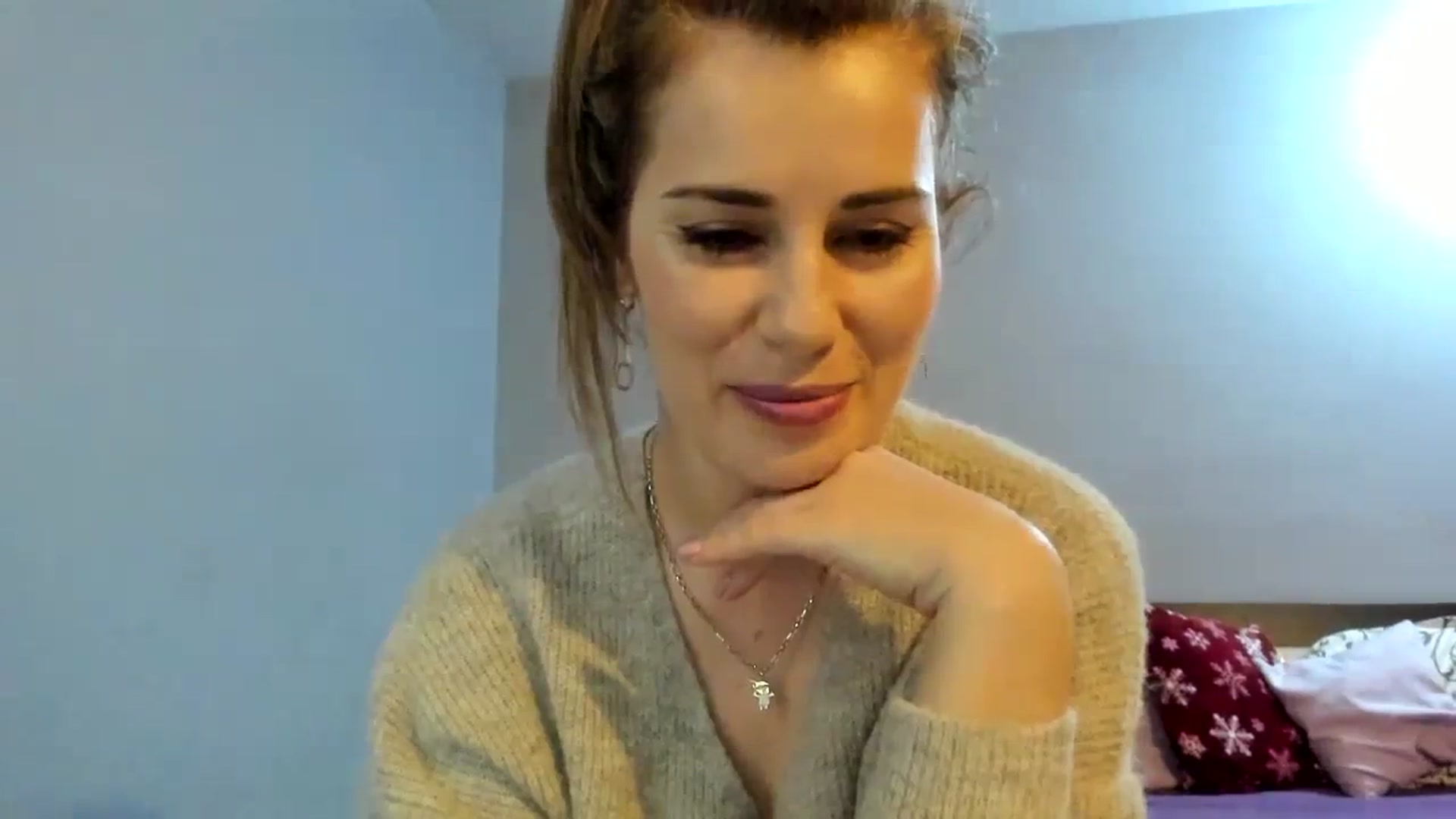 Gallery image thumbnail from PrettyWomen31's myfreecams stream on, 01/08/2024, 08:40 image 6 of 20