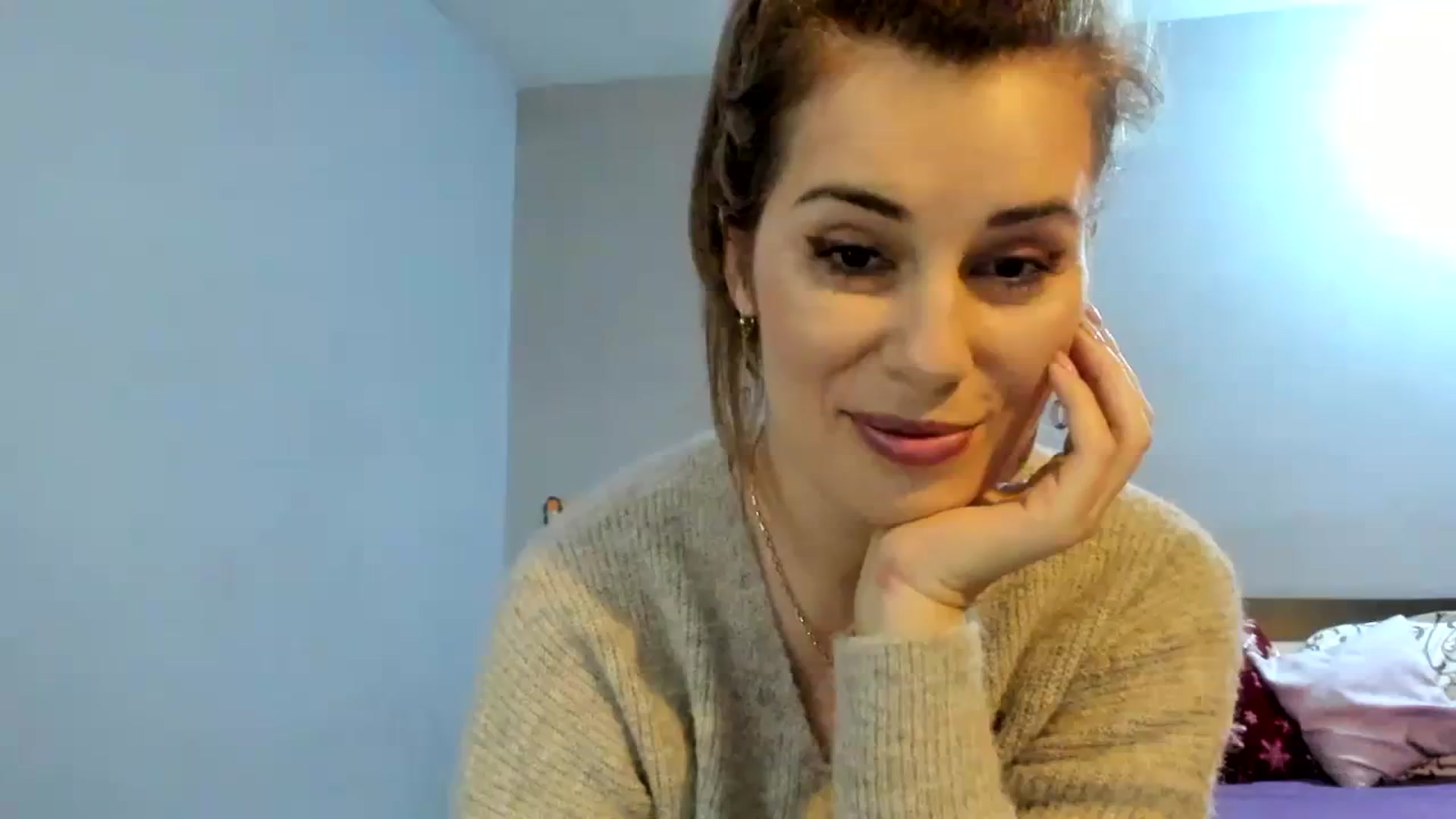 Gallery image thumbnail from PrettyWomen31's myfreecams stream on, 01/08/2024, 08:40 image 17 of 20