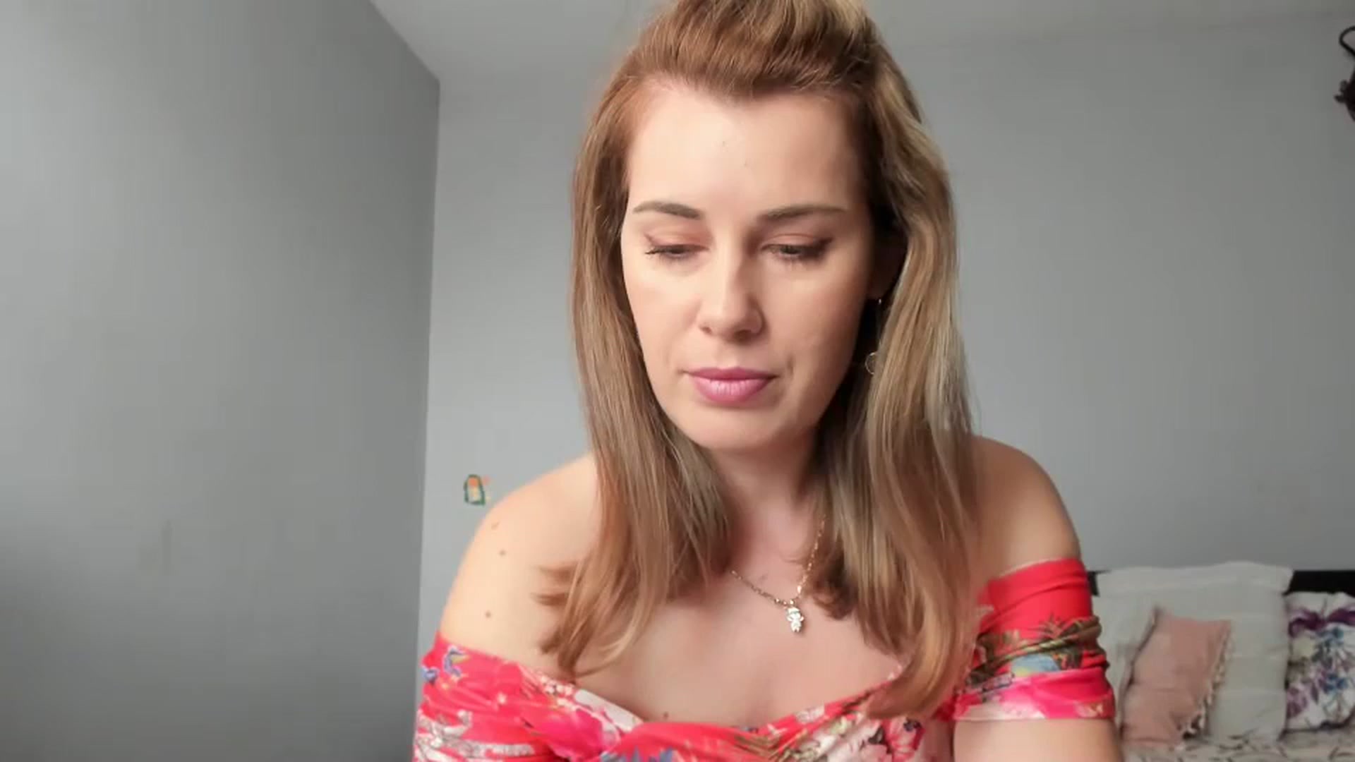 Gallery image thumbnail from PrettyWomen31's myfreecams stream on, 01/15/2024, 07:30 image 15 of 20