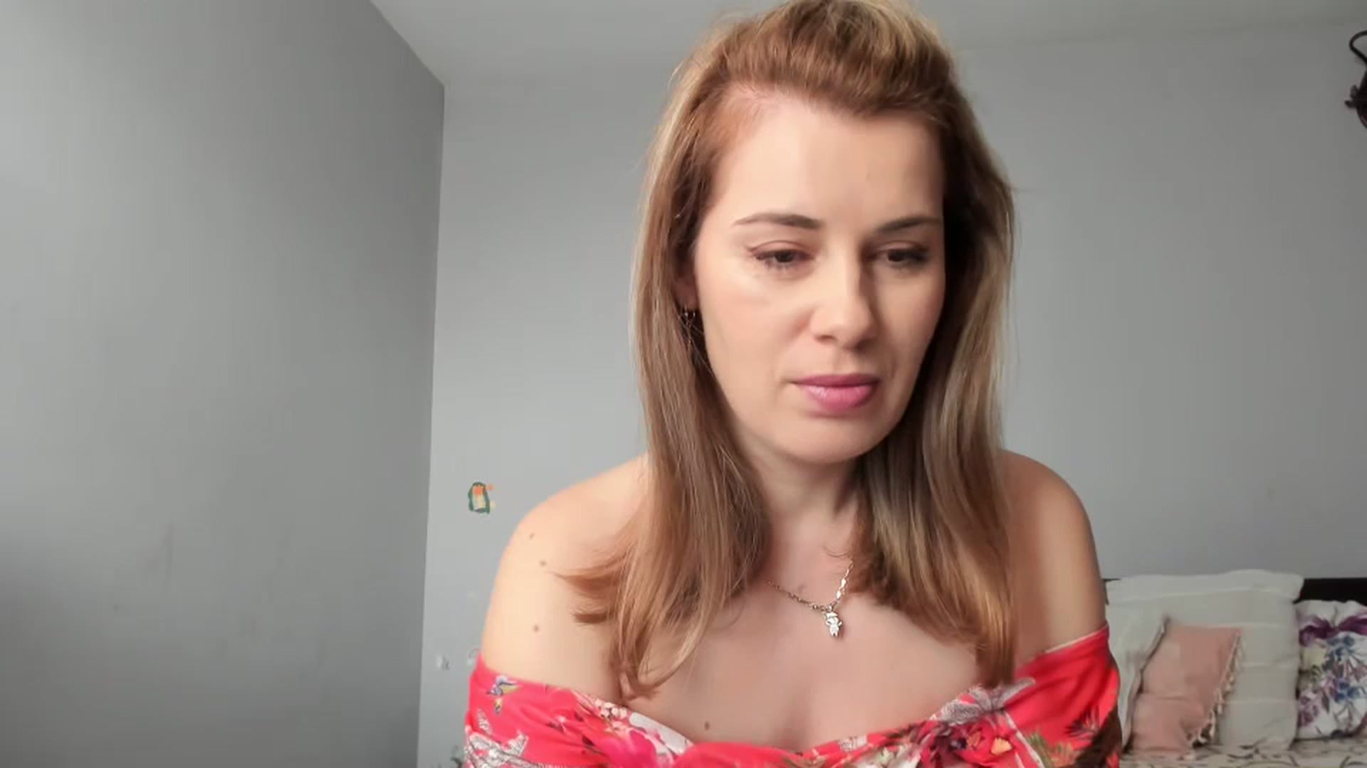 Gallery image thumbnail from PrettyWomen31's myfreecams stream on, 01/15/2024, 07:30 image 13 of 20