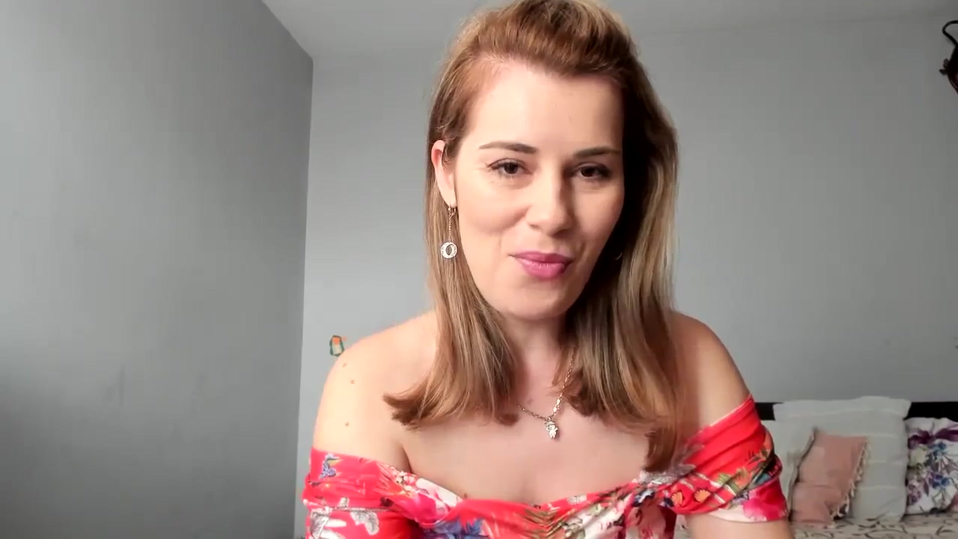 Gallery image thumbnail from PrettyWomen31's myfreecams stream on, 01/15/2024, 07:30 image 5 of 20