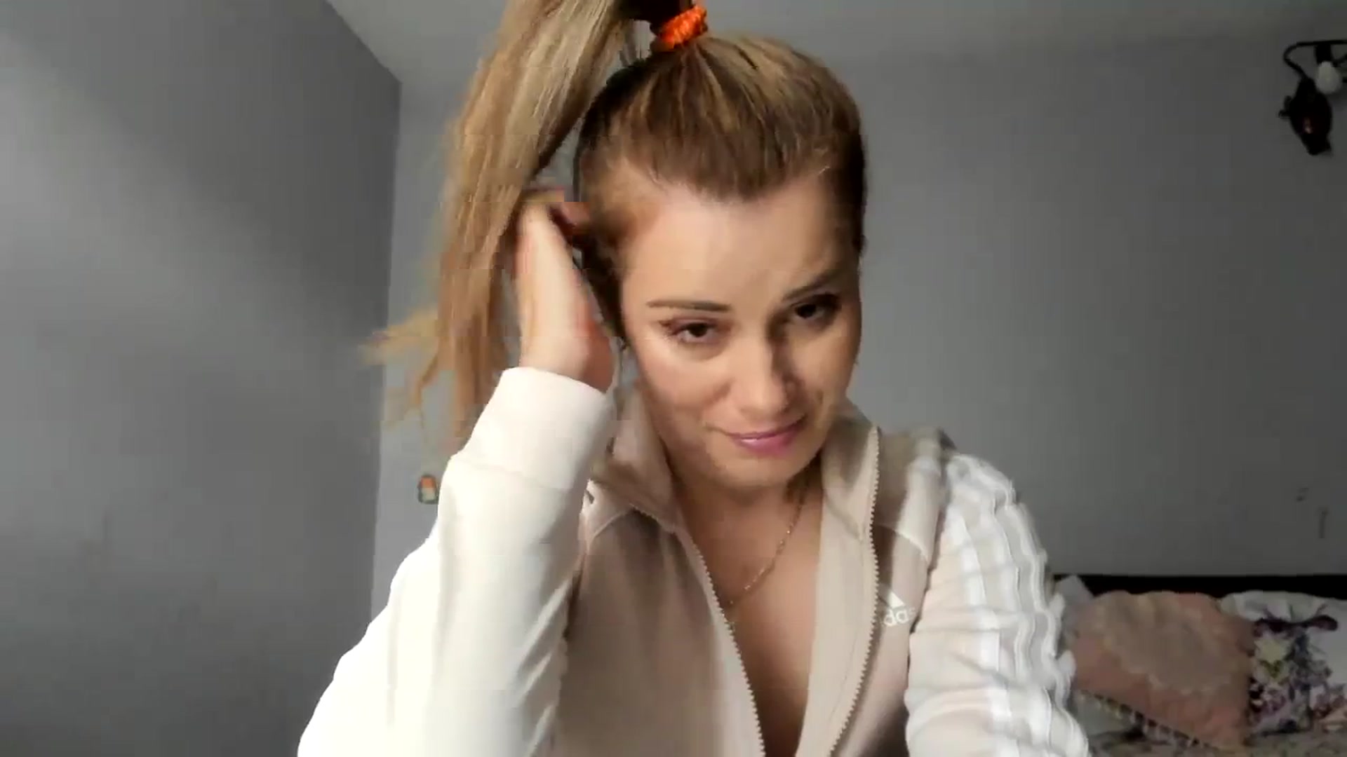 Gallery image thumbnail from PrettyWomen31's myfreecams stream on, 01/16/2024, 07:52 image 14 of 20