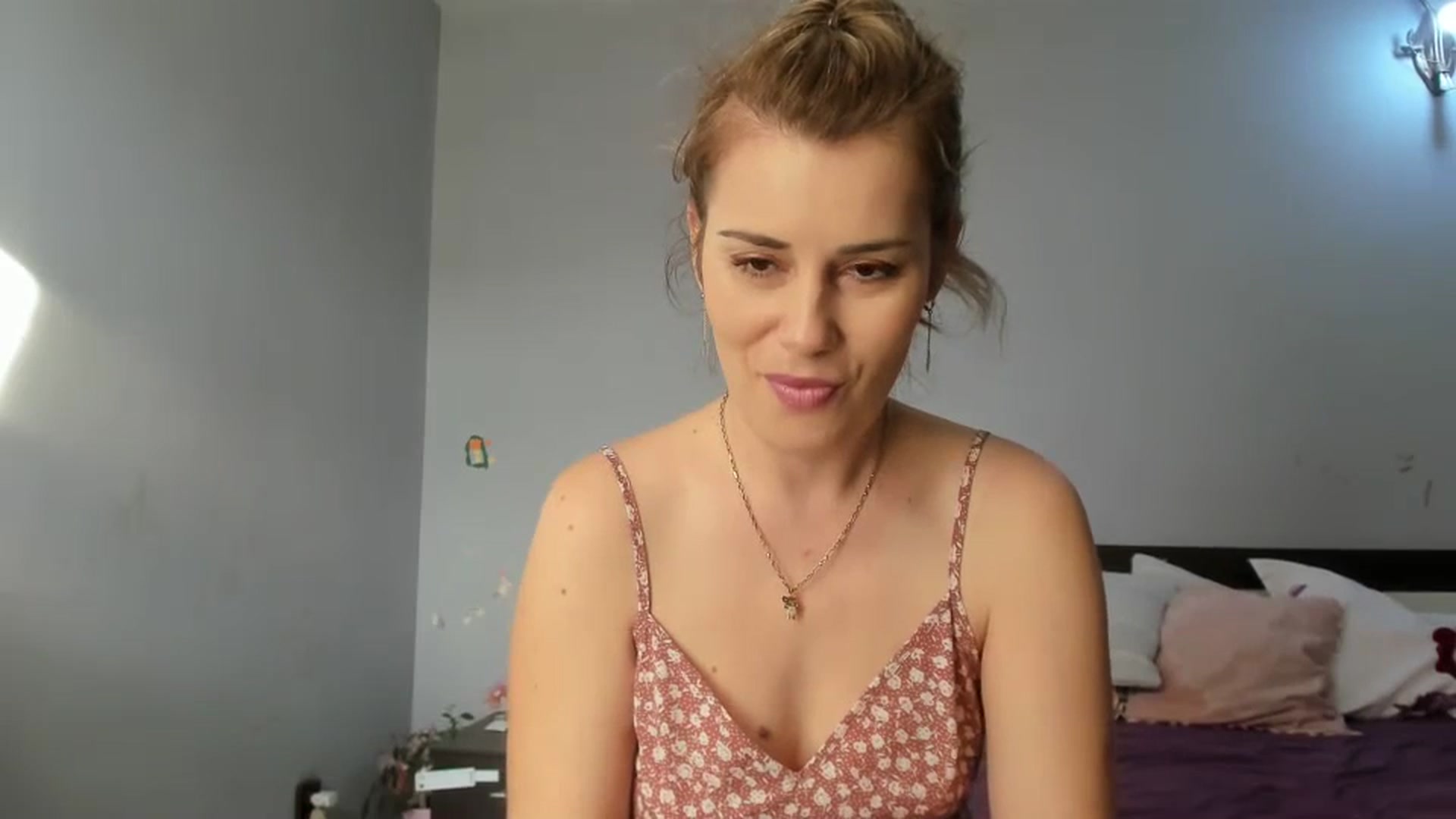 Gallery image thumbnail from PrettyWomen31's myfreecams stream on, 01/24/2024, 08:24 image 16 of 20